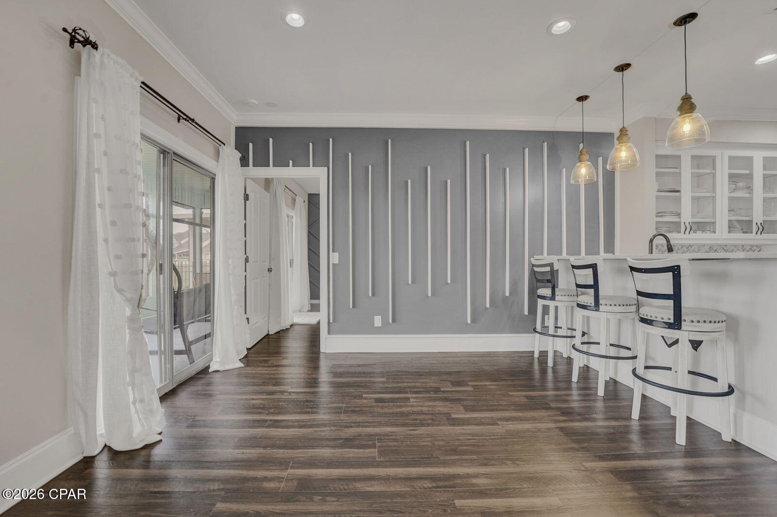 2913 Country Club Drive