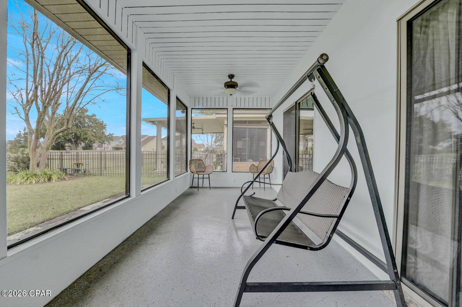 2913 Country Club Drive