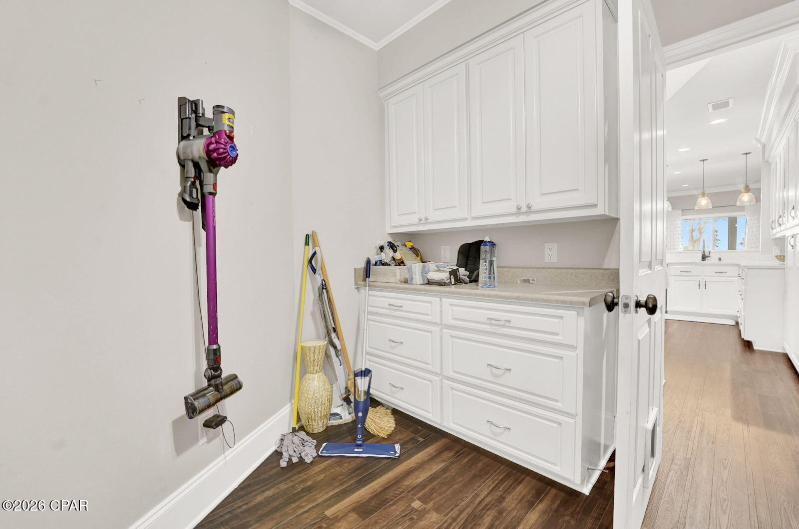 2913 Country Club Drive