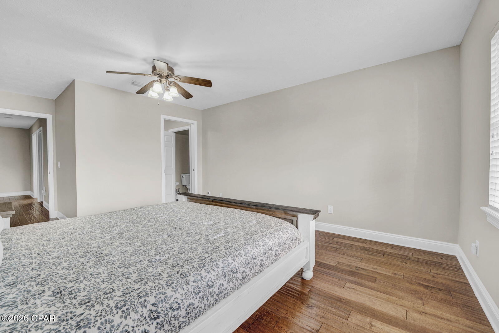 2913 Country Club Drive