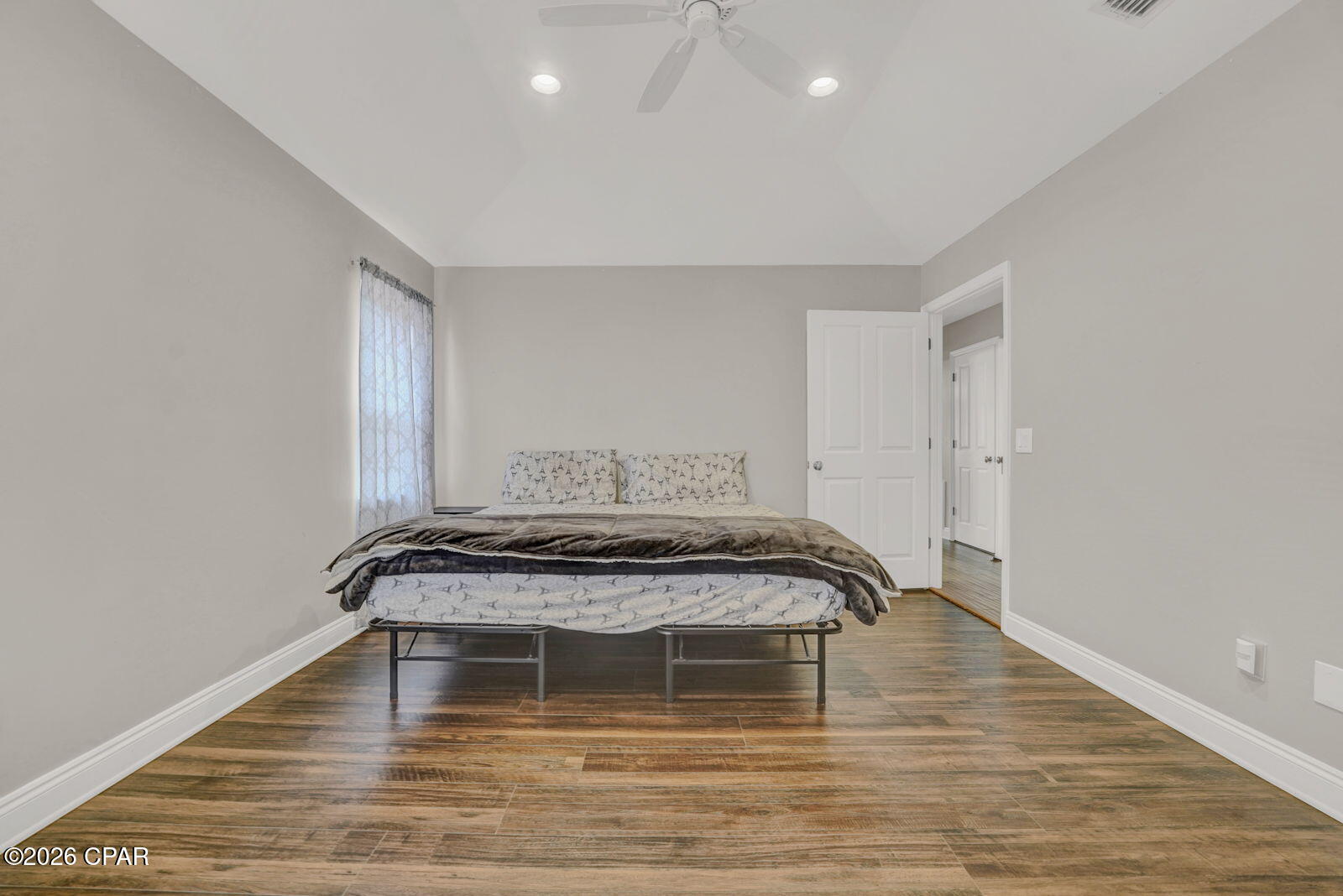 2913 Country Club Drive