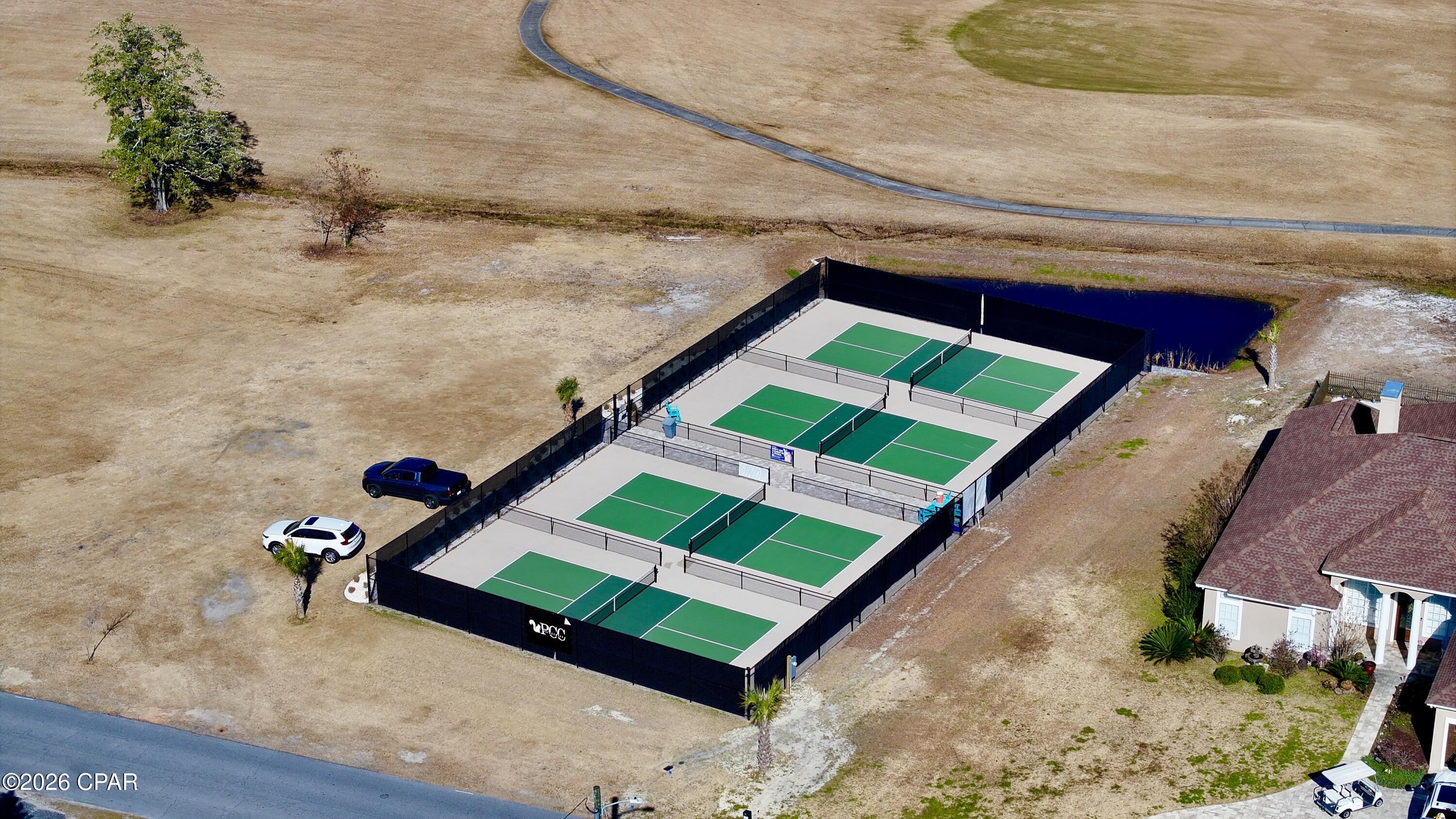 2913 Country Club Drive