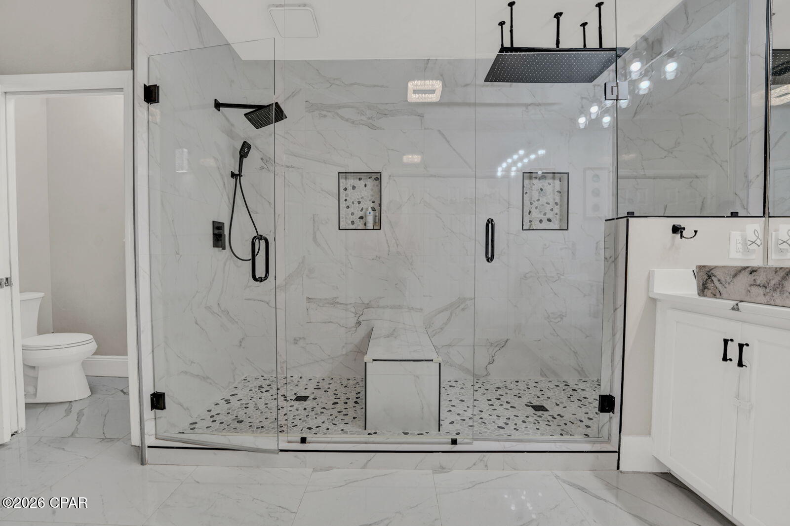 2913 Country Club Drive