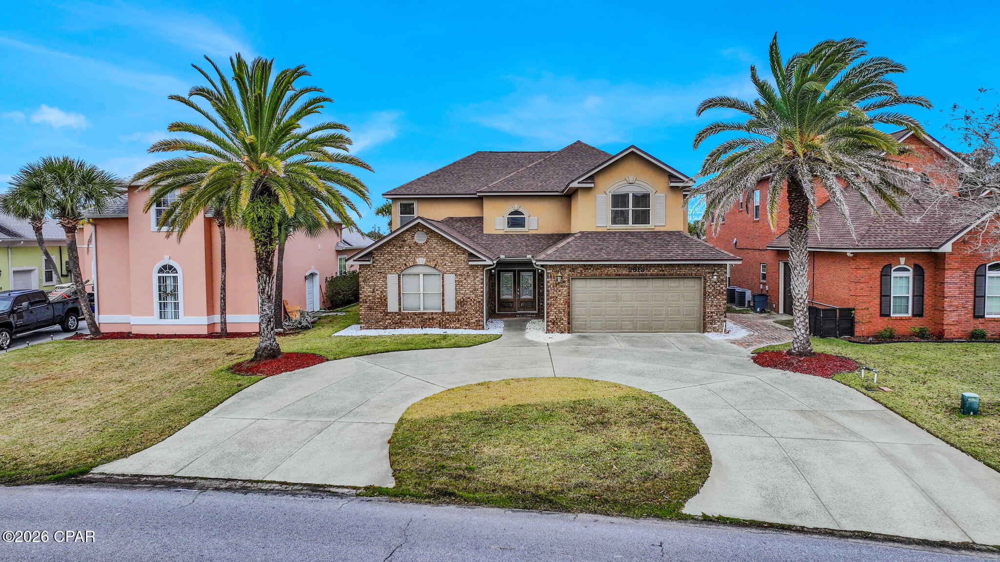 2913 Country Club Drive