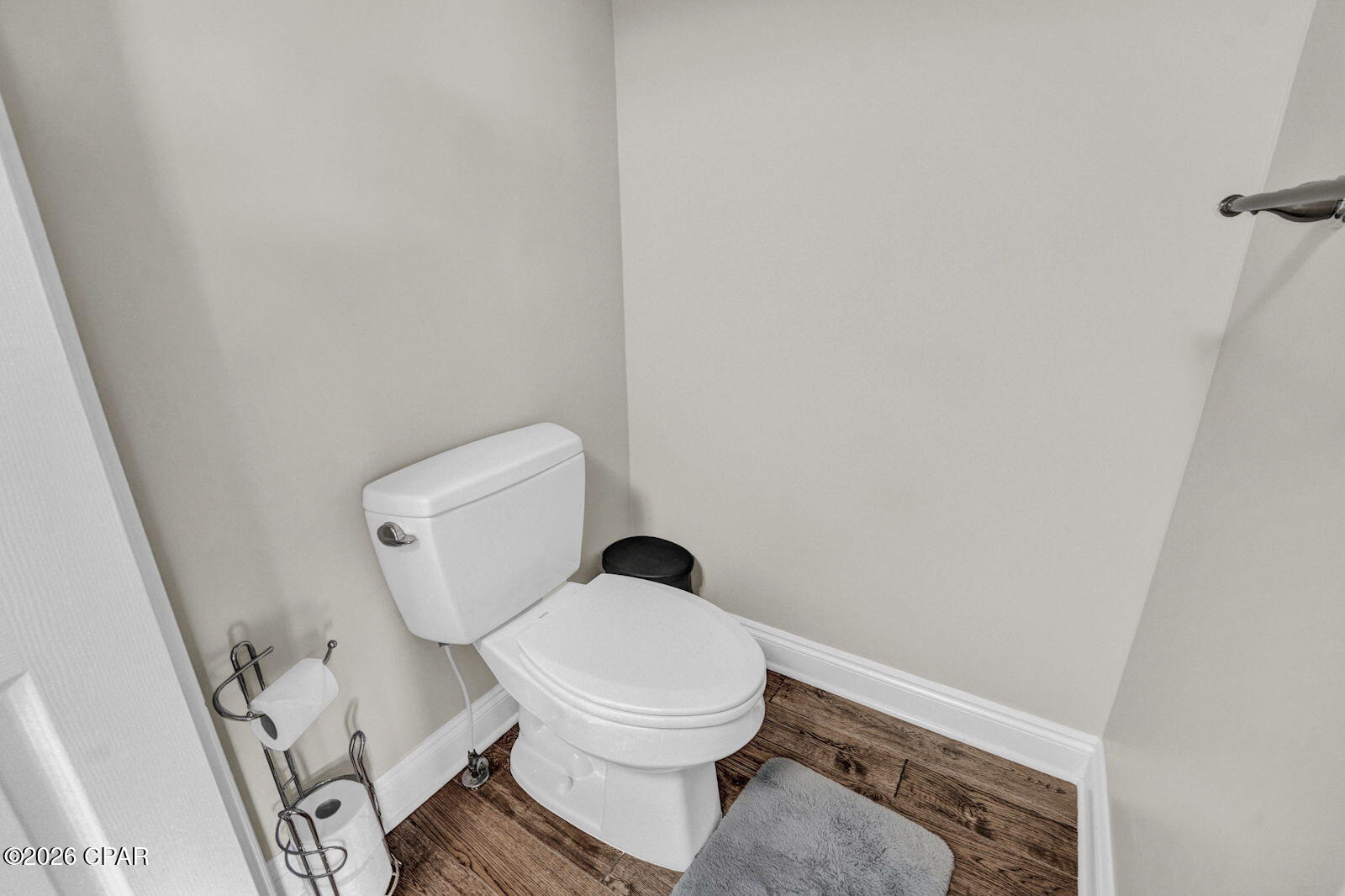 2913 Country Club Drive