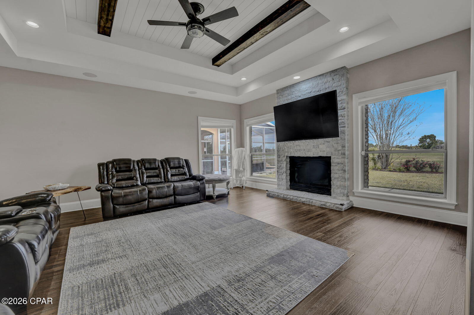 2913 Country Club Drive