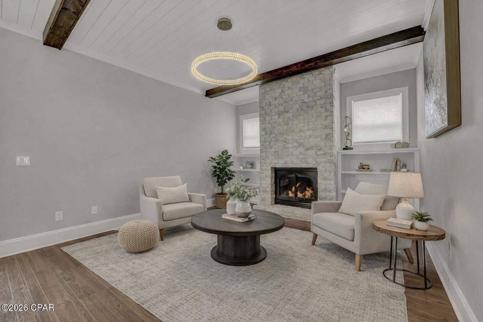 2913 Country Club Drive