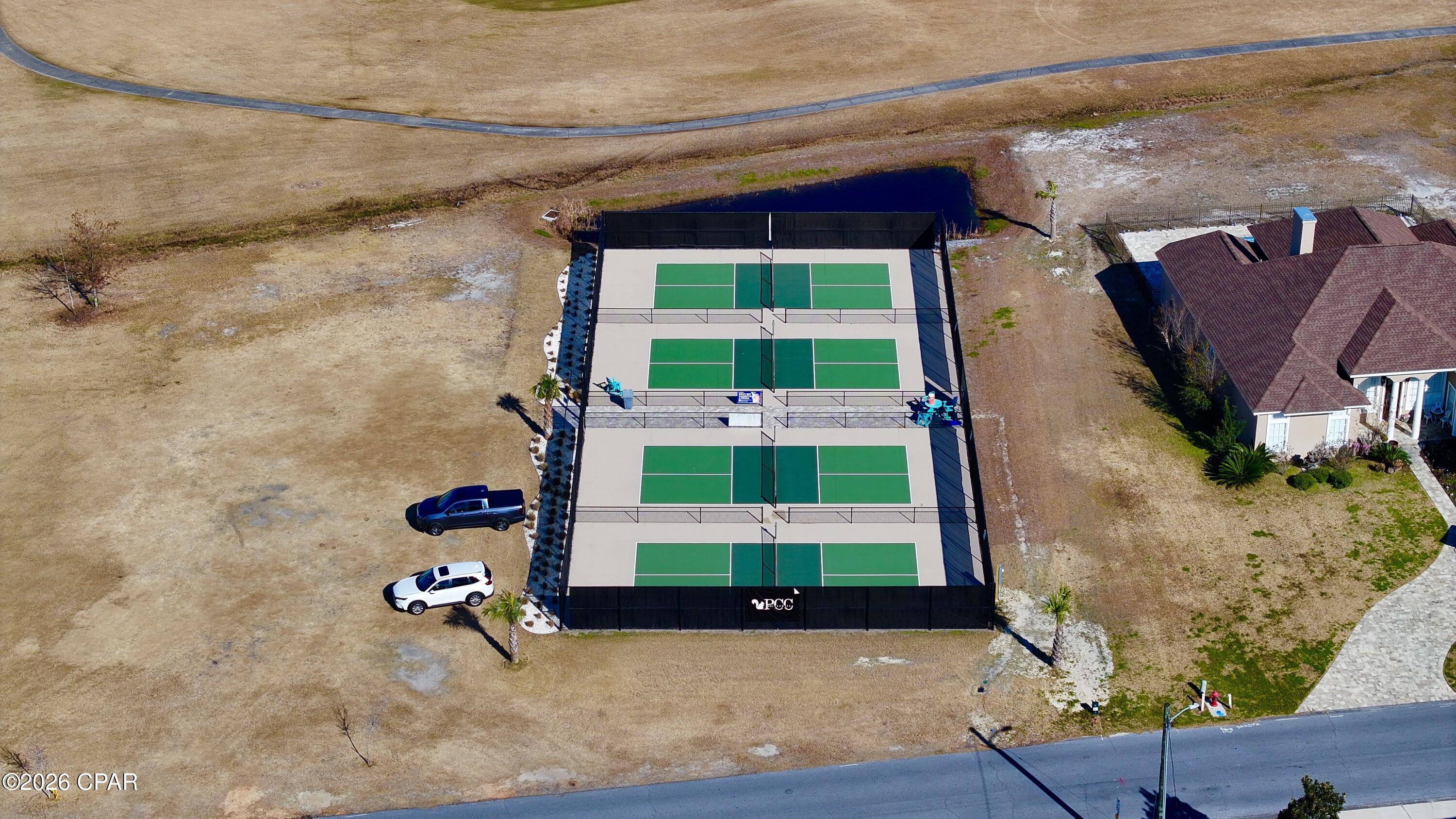 2913 Country Club Drive