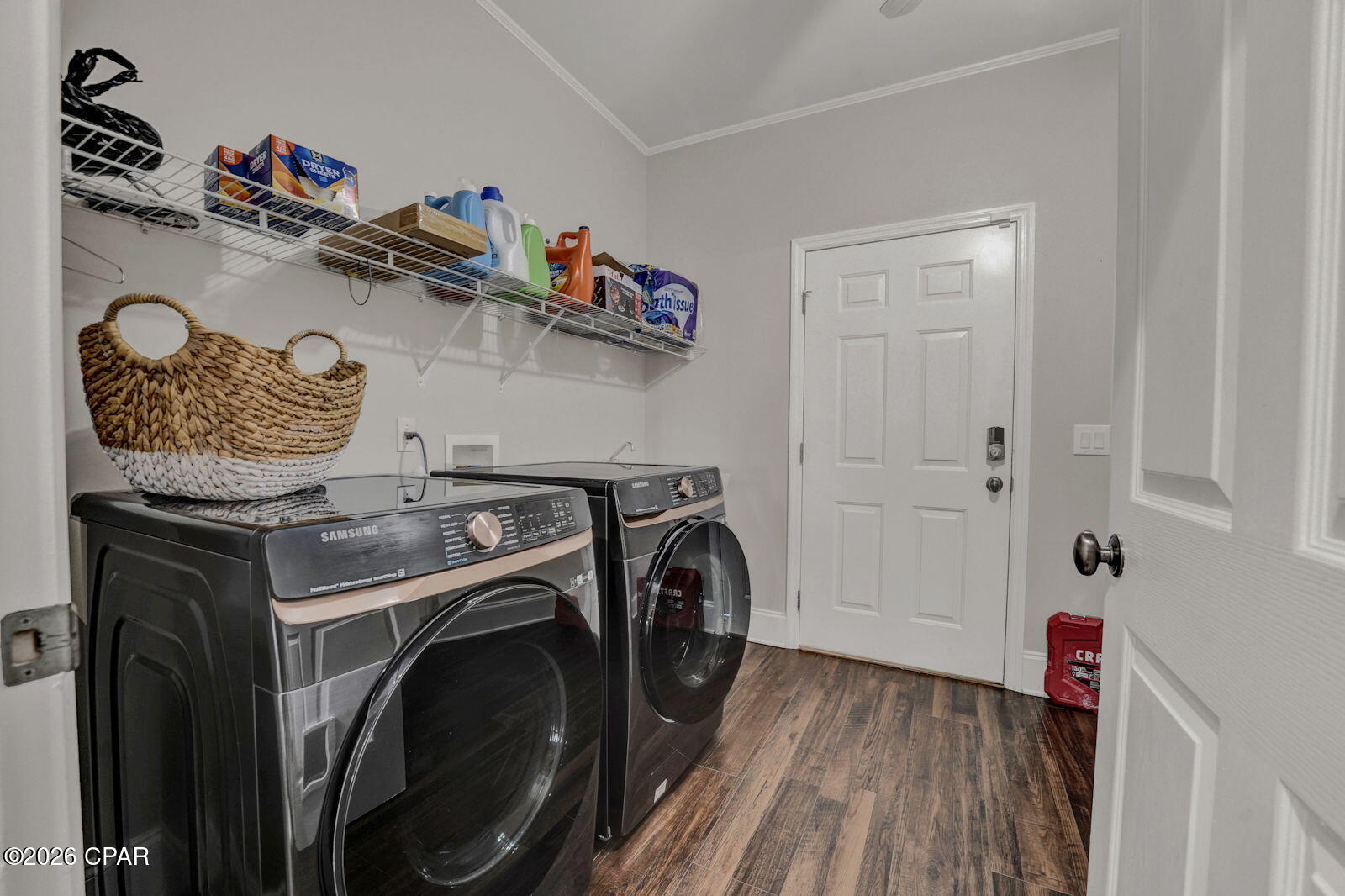 2913 Country Club Drive