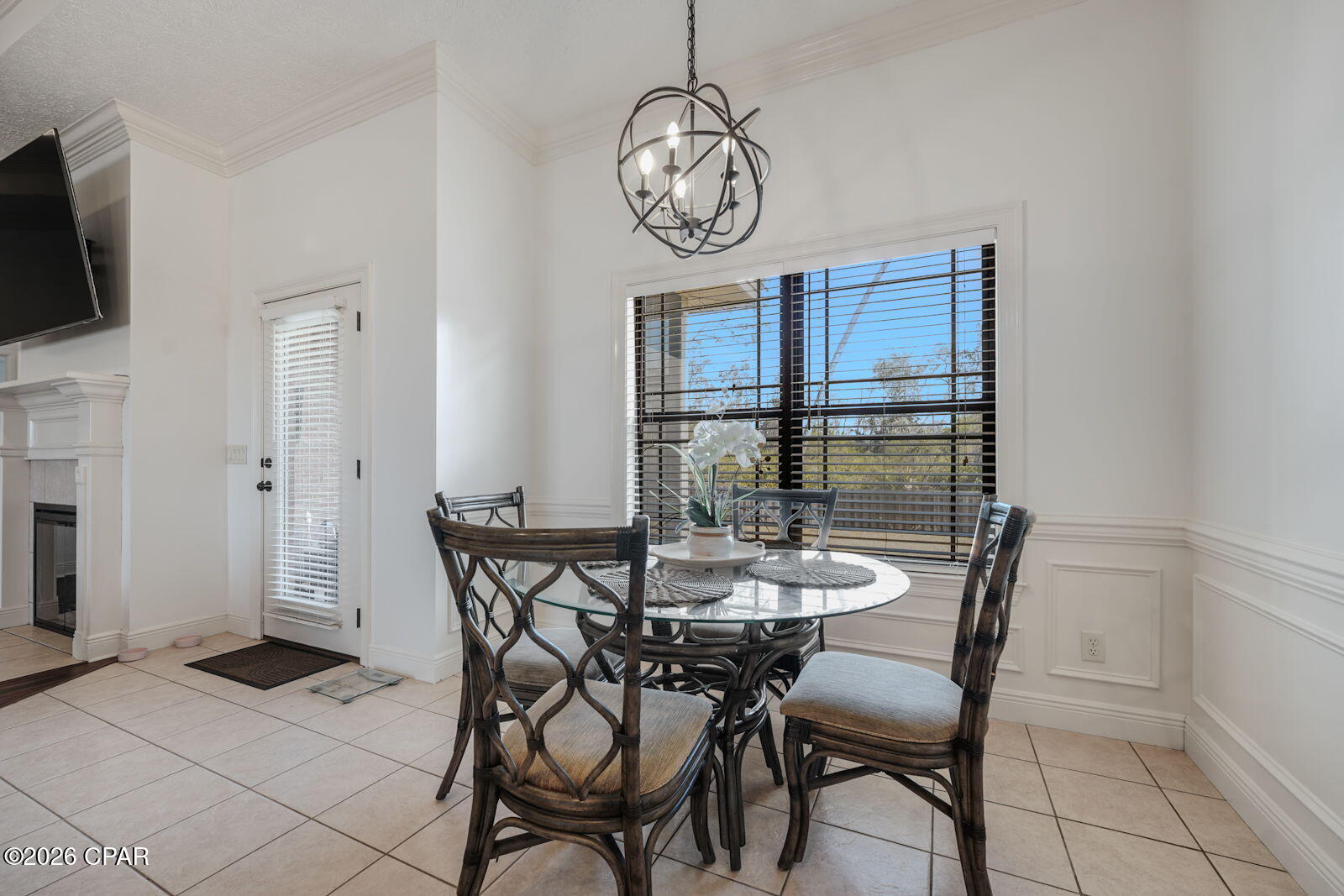 3517 Azalea Way