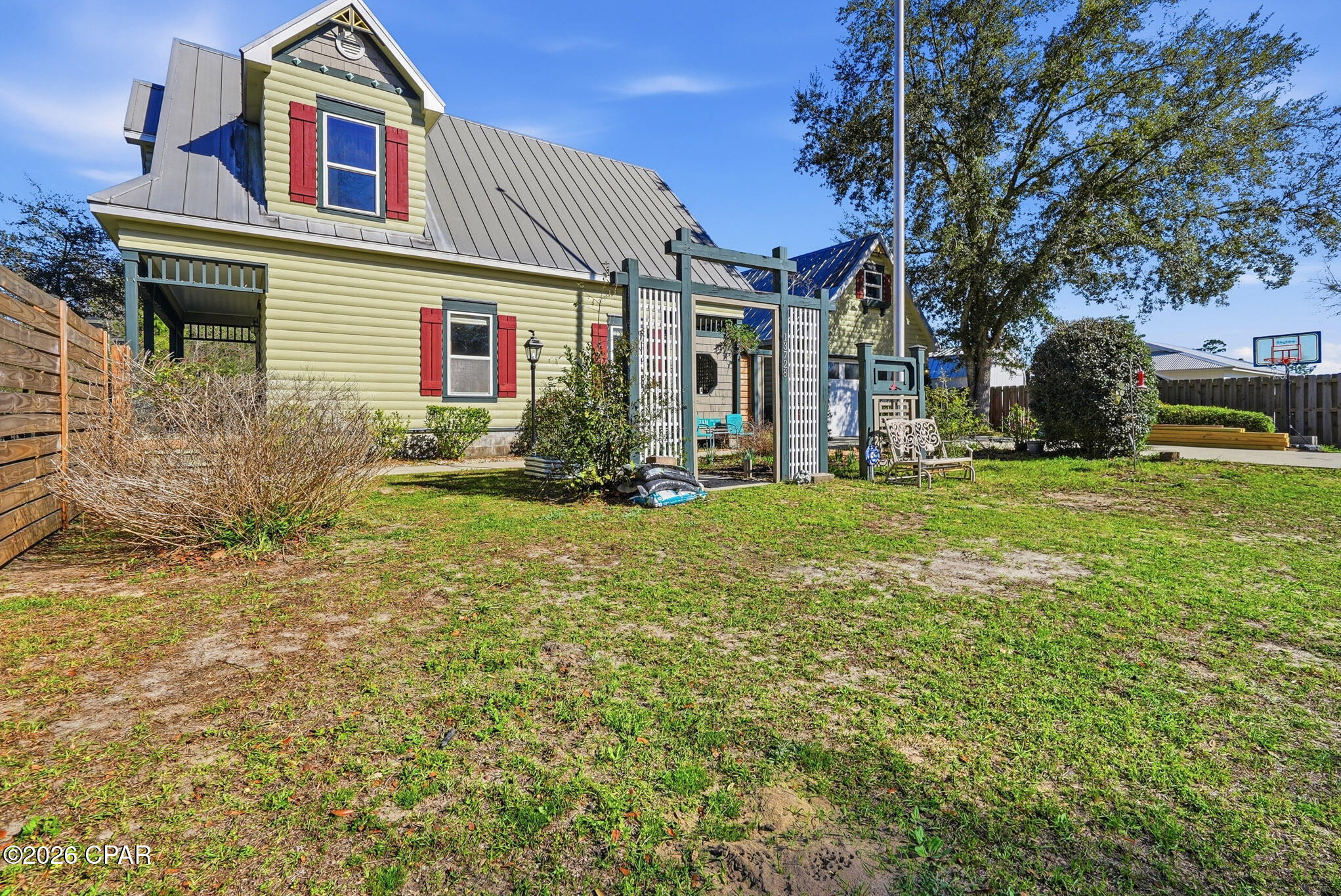 13728 Highway 20
