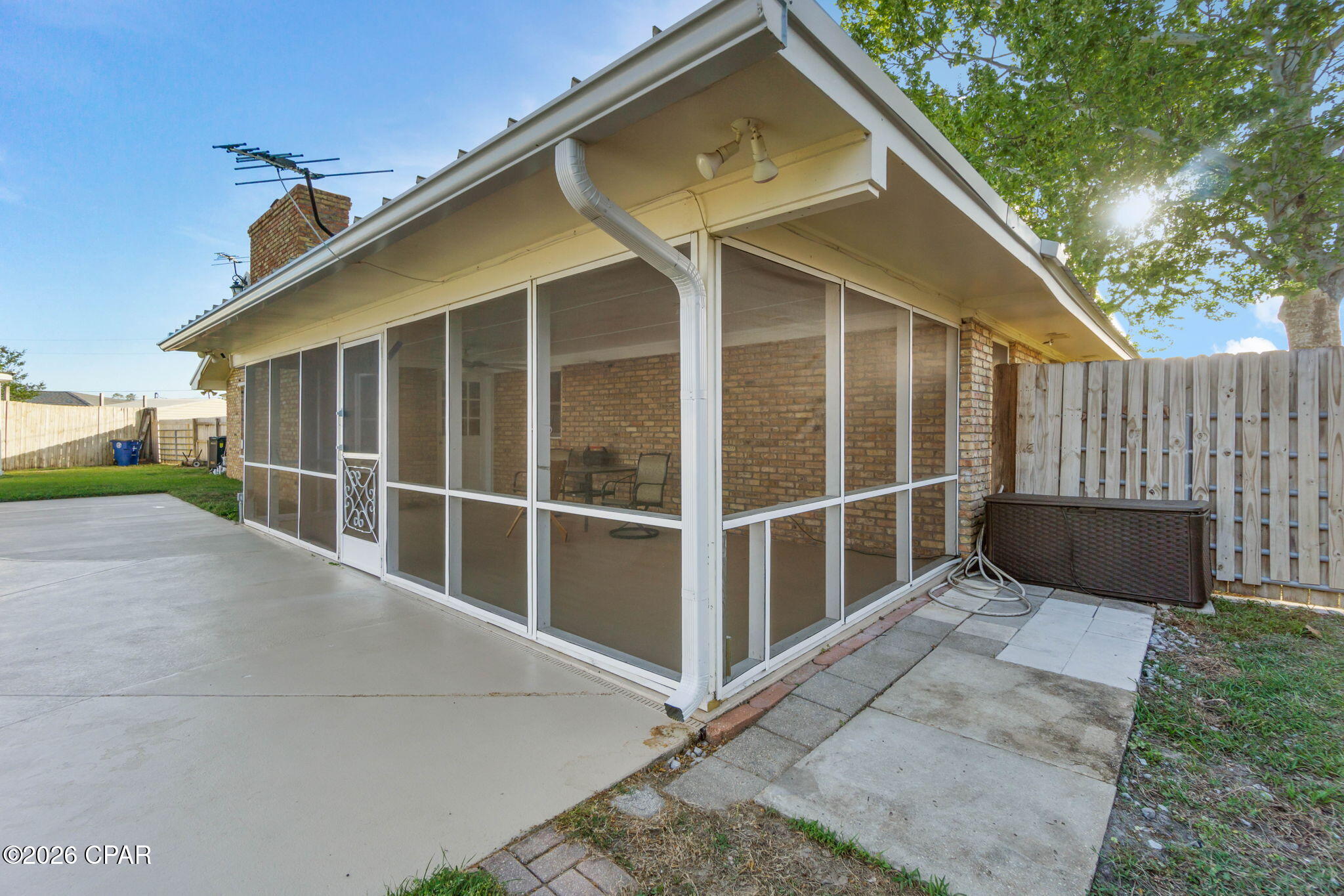 2806 Gordon Street