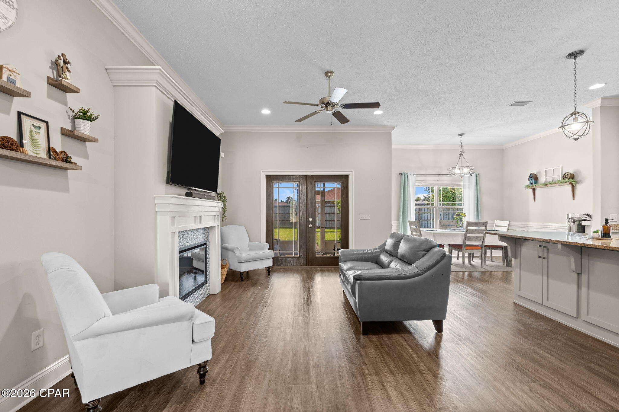 3548 Azalea Way