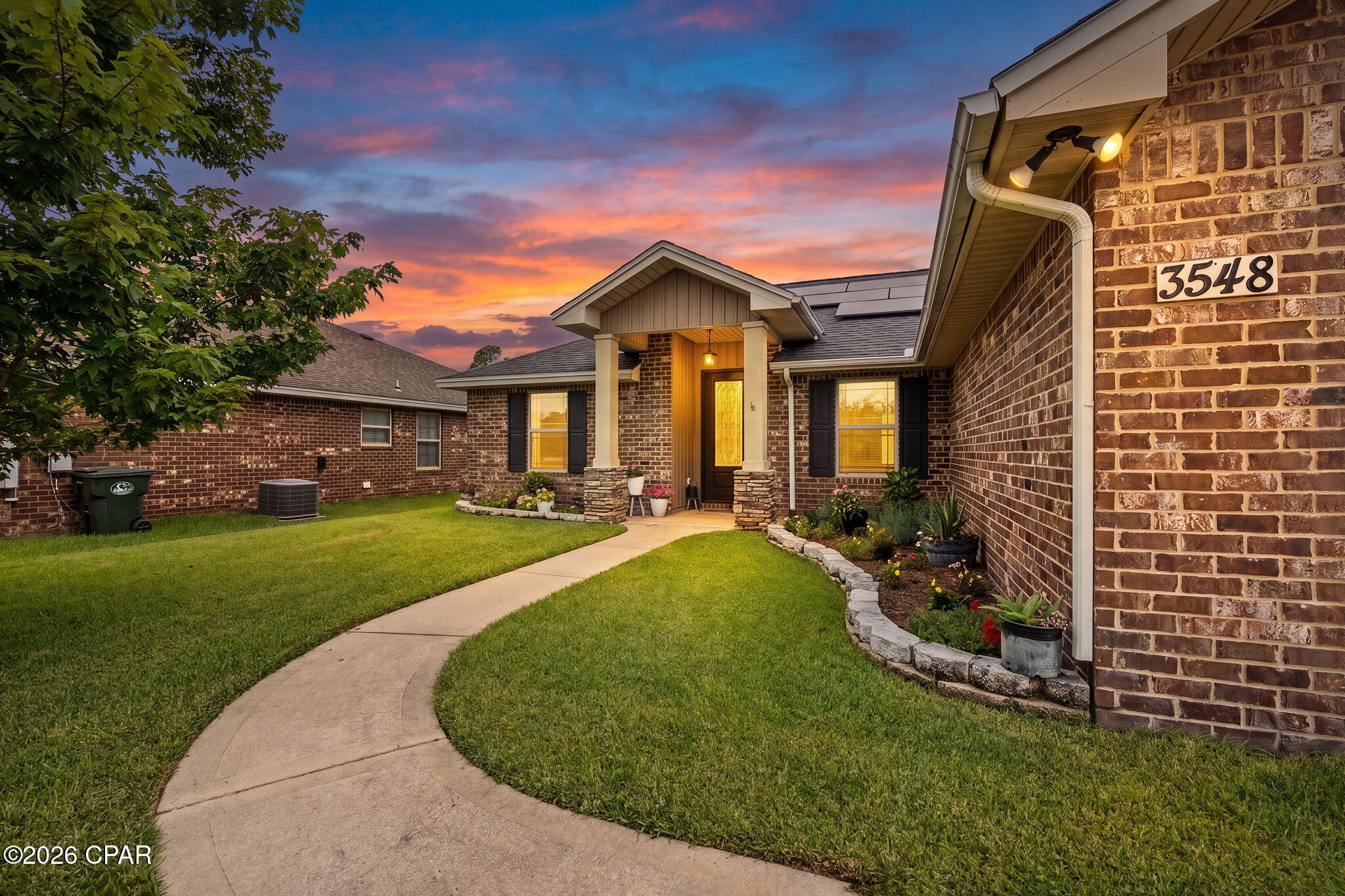 3548 Azalea Way
