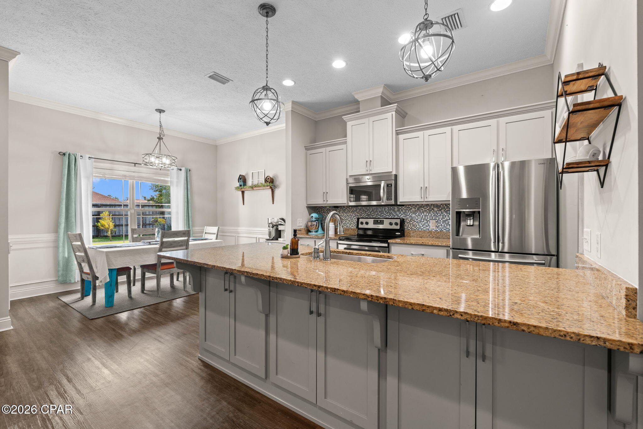 3548 Azalea Way