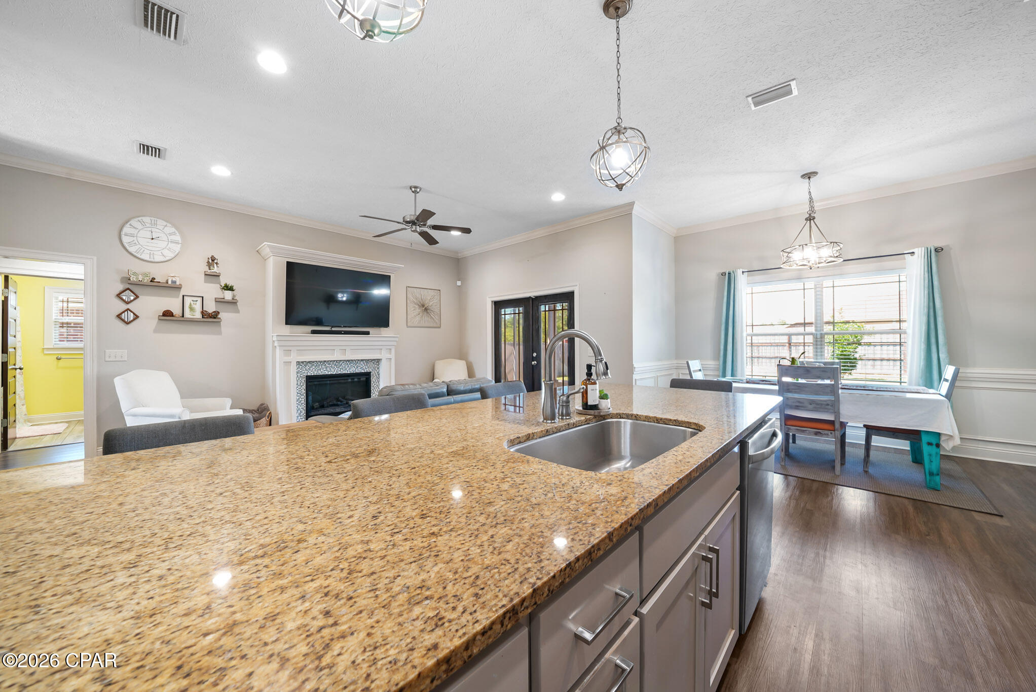 3548 Azalea Way