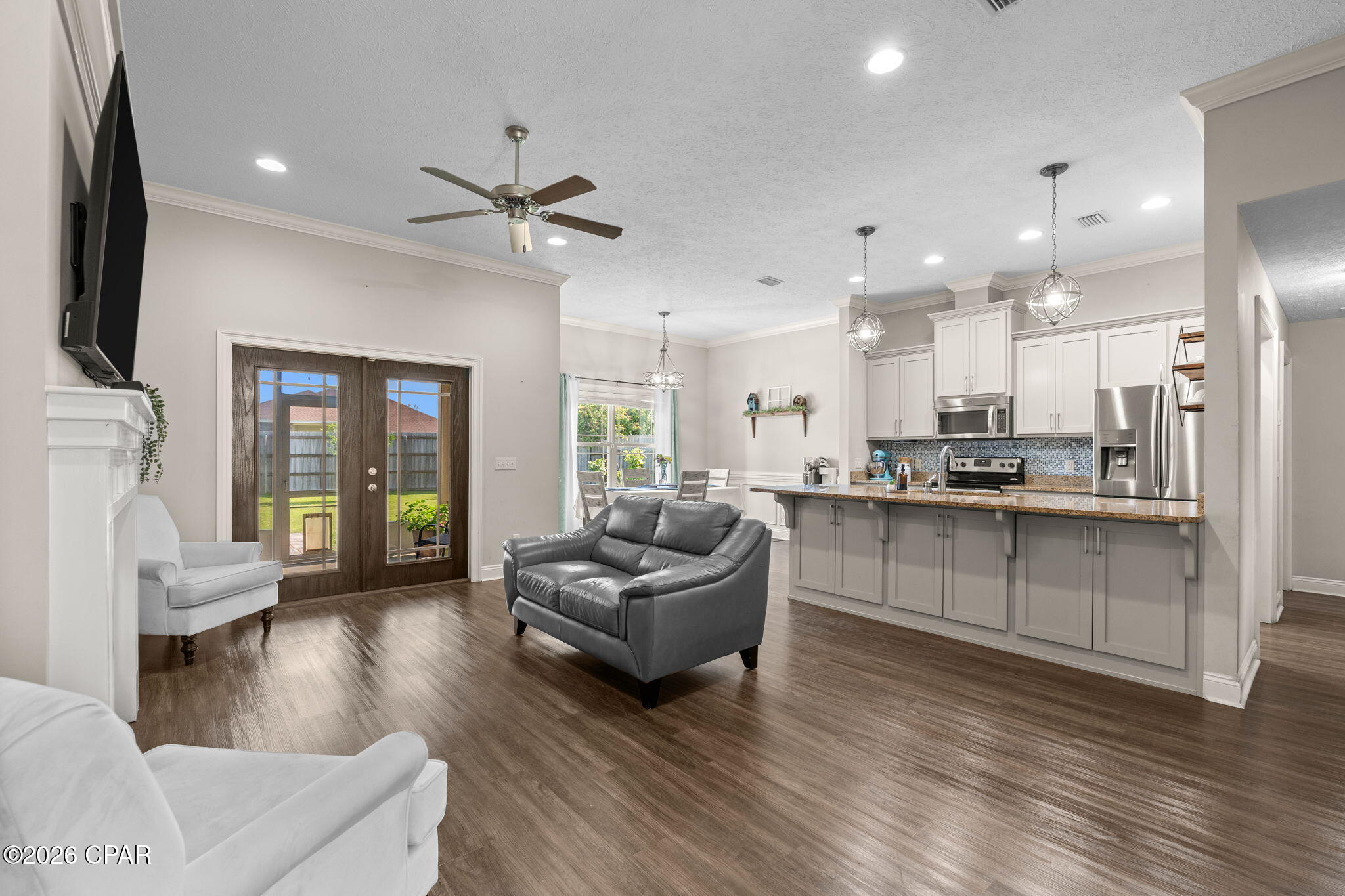 3548 Azalea Way