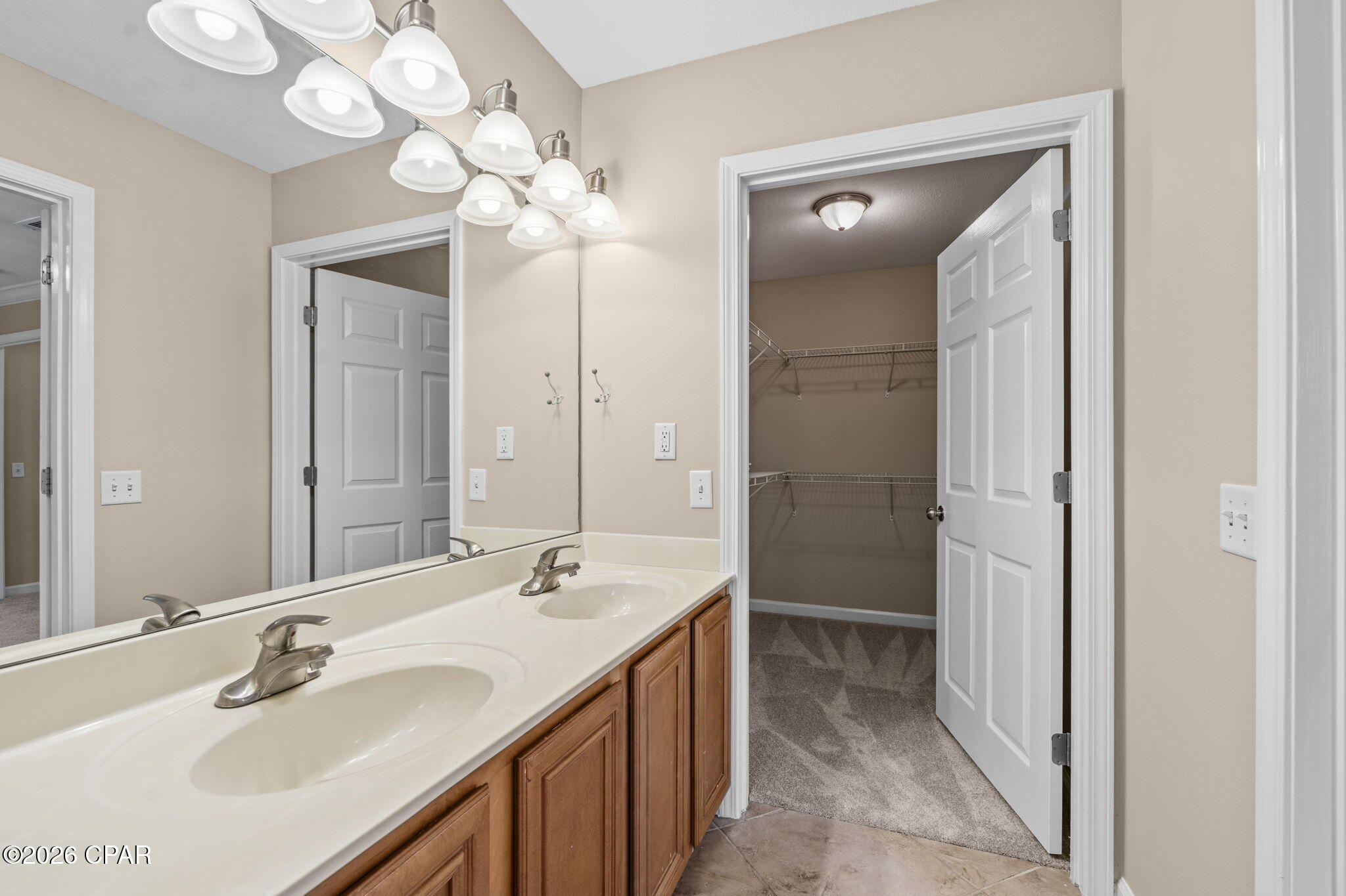 7203 Quail Hollow Drive