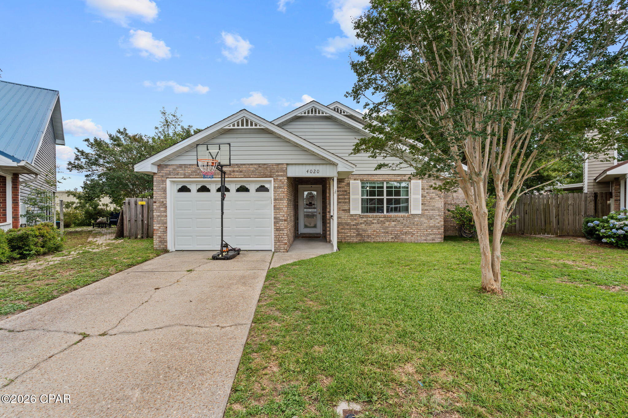 4020 Woodridge Road