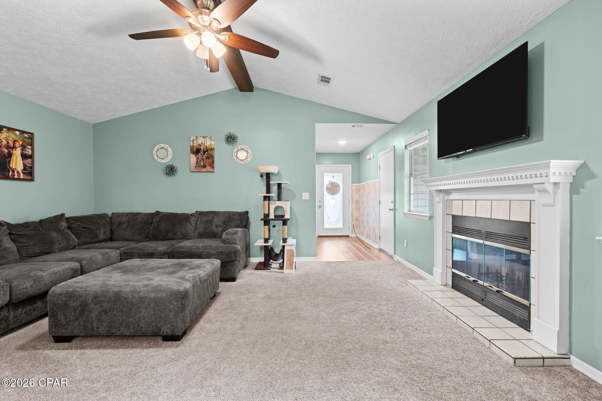 4020 Woodridge Road