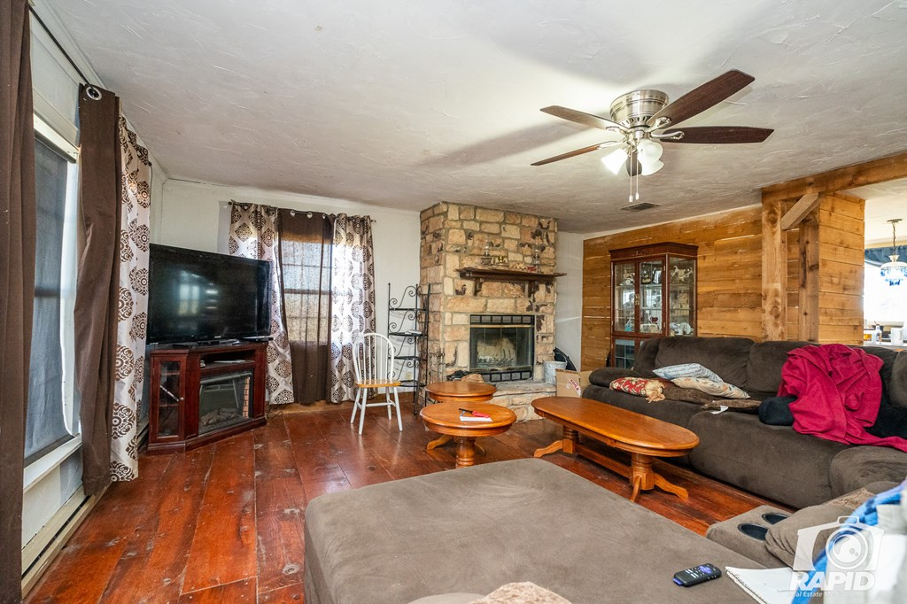 8458 W Grape Creek Road