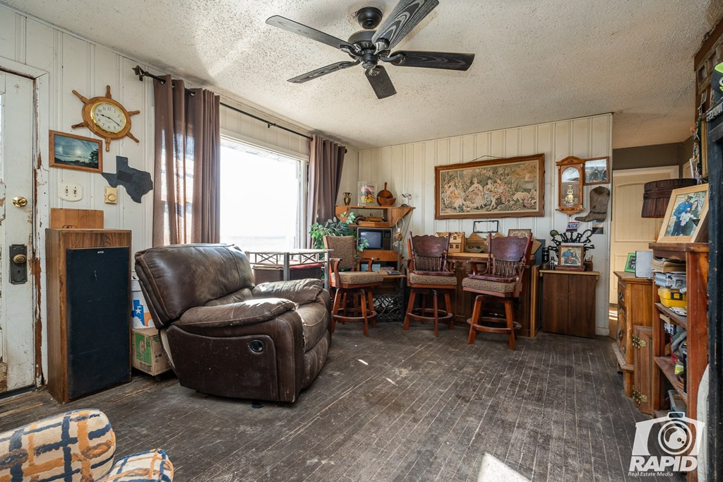 8458 W Grape Creek Road