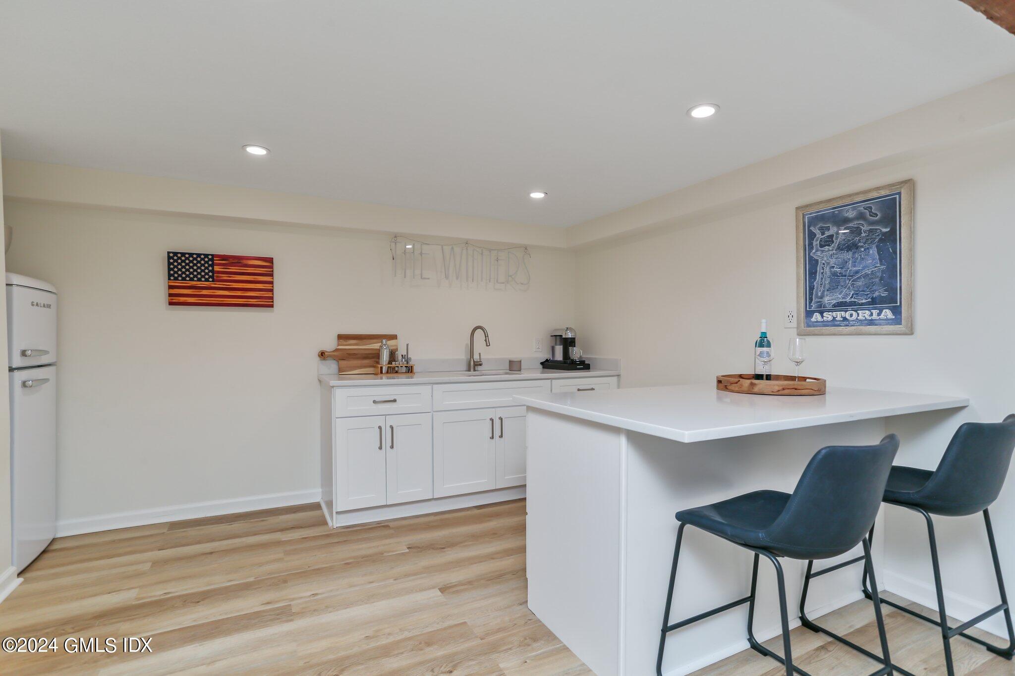 76 Crestwood Drive