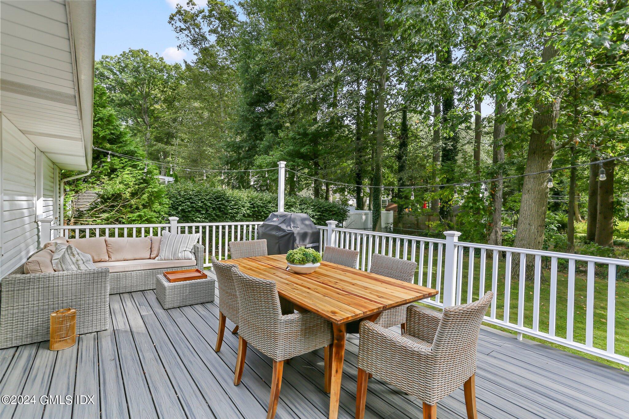 76 Crestwood Drive