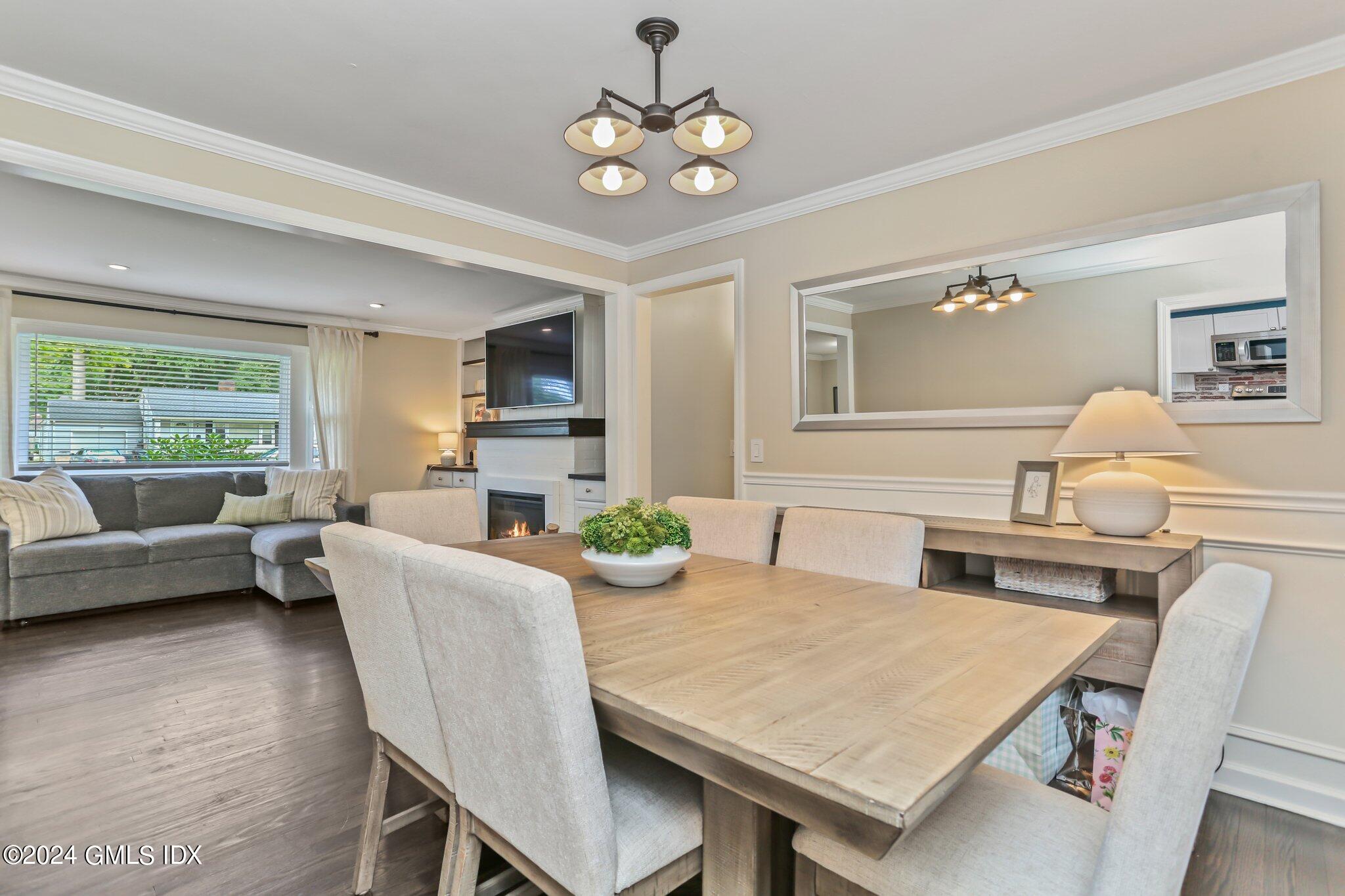76 Crestwood Drive