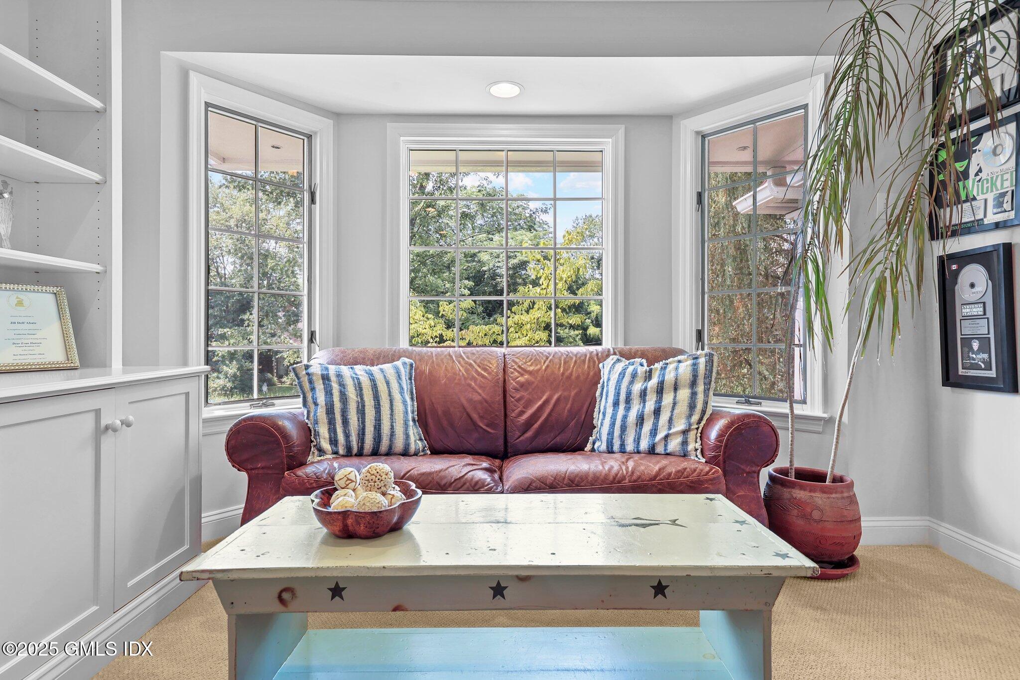 18 Mortimer Drive