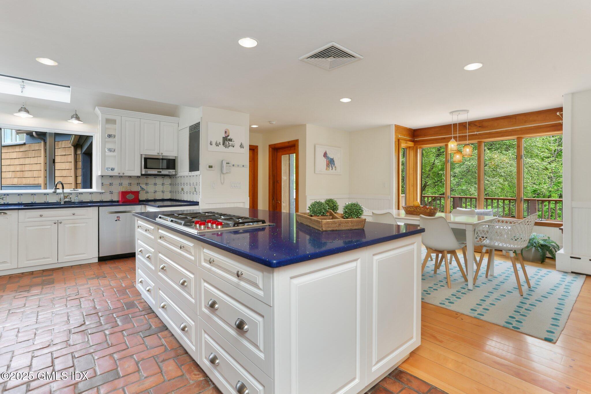 741 Riversville Road