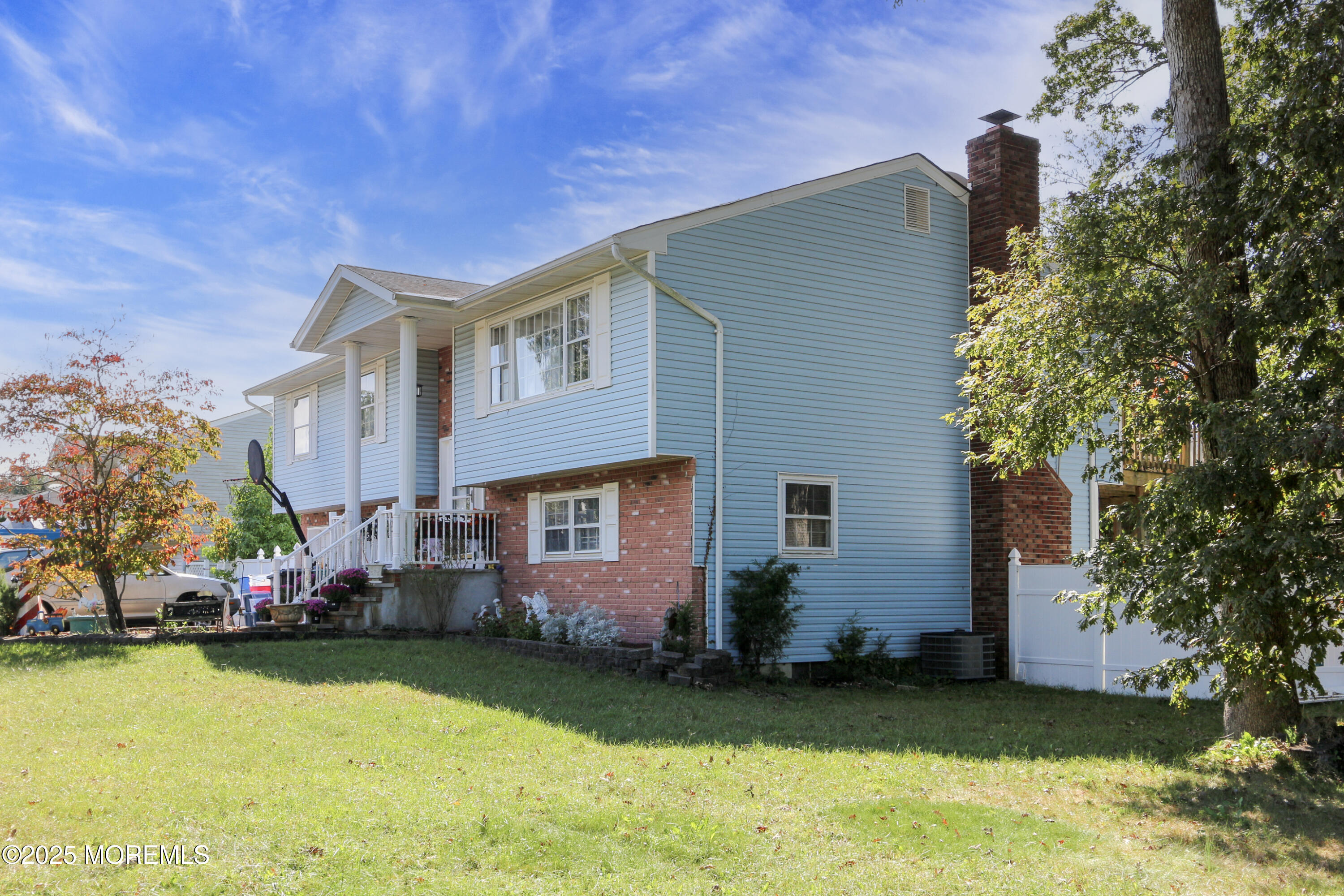1121 Aspen Drive