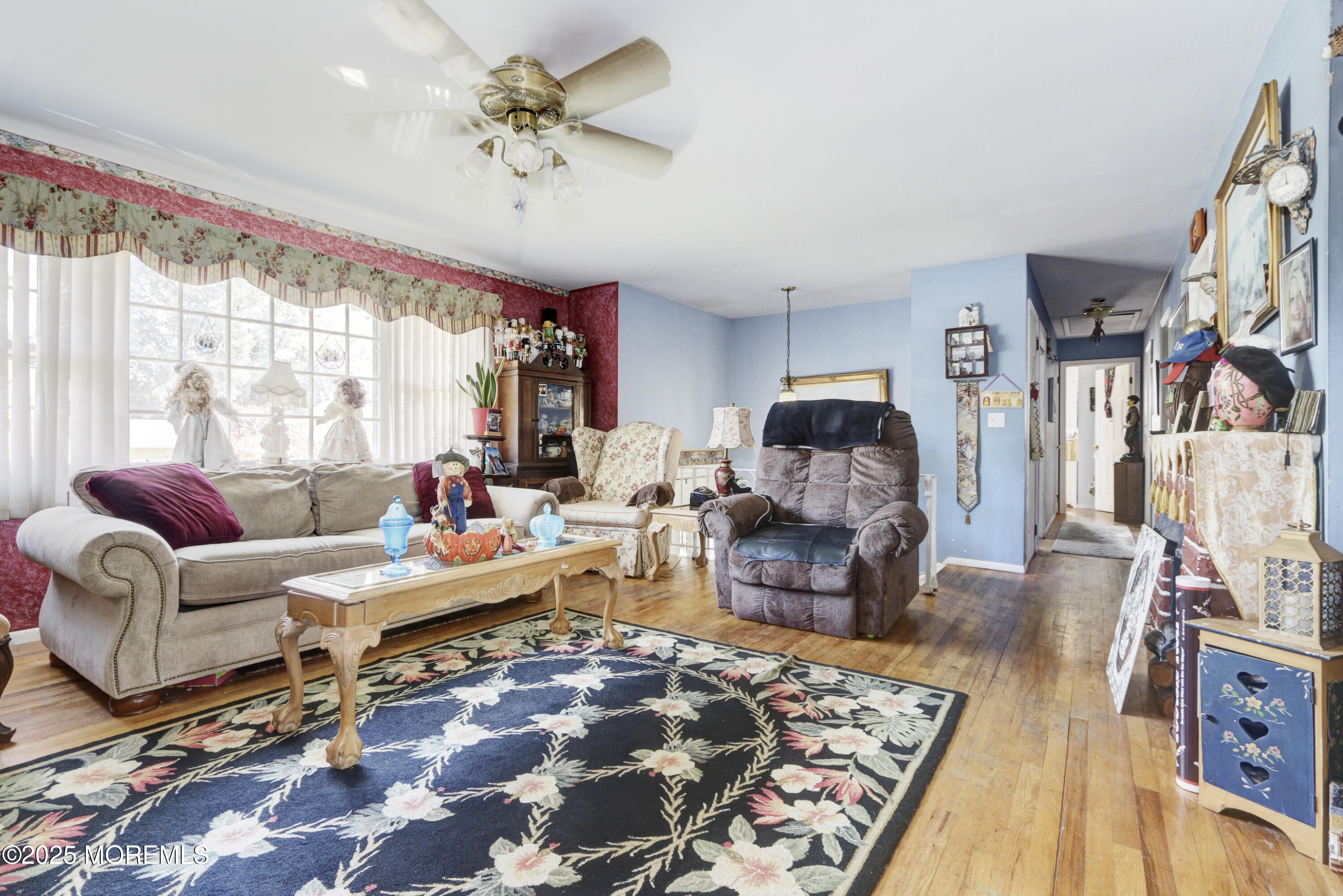 1121 Aspen Drive