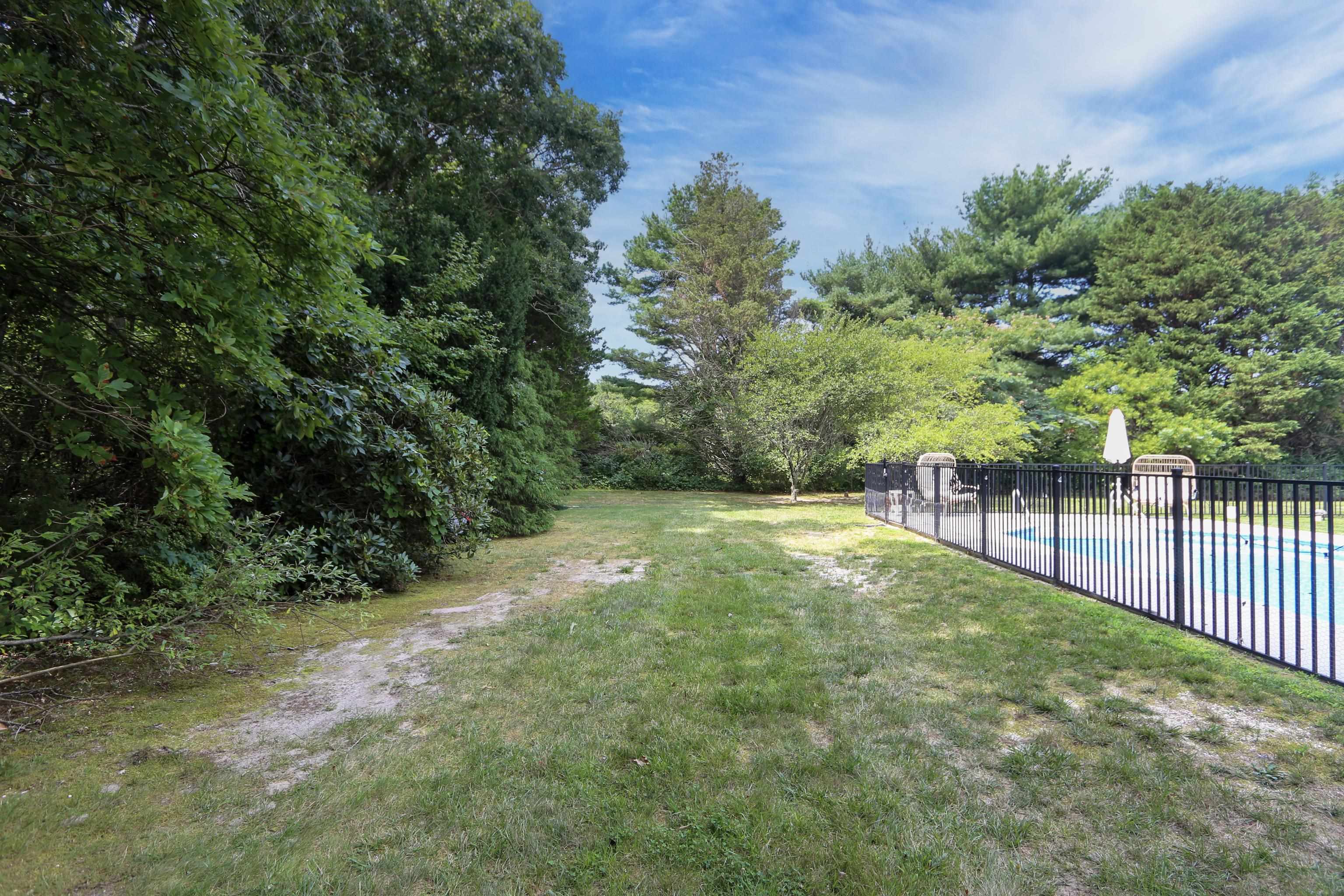 8 Canterbury Lane