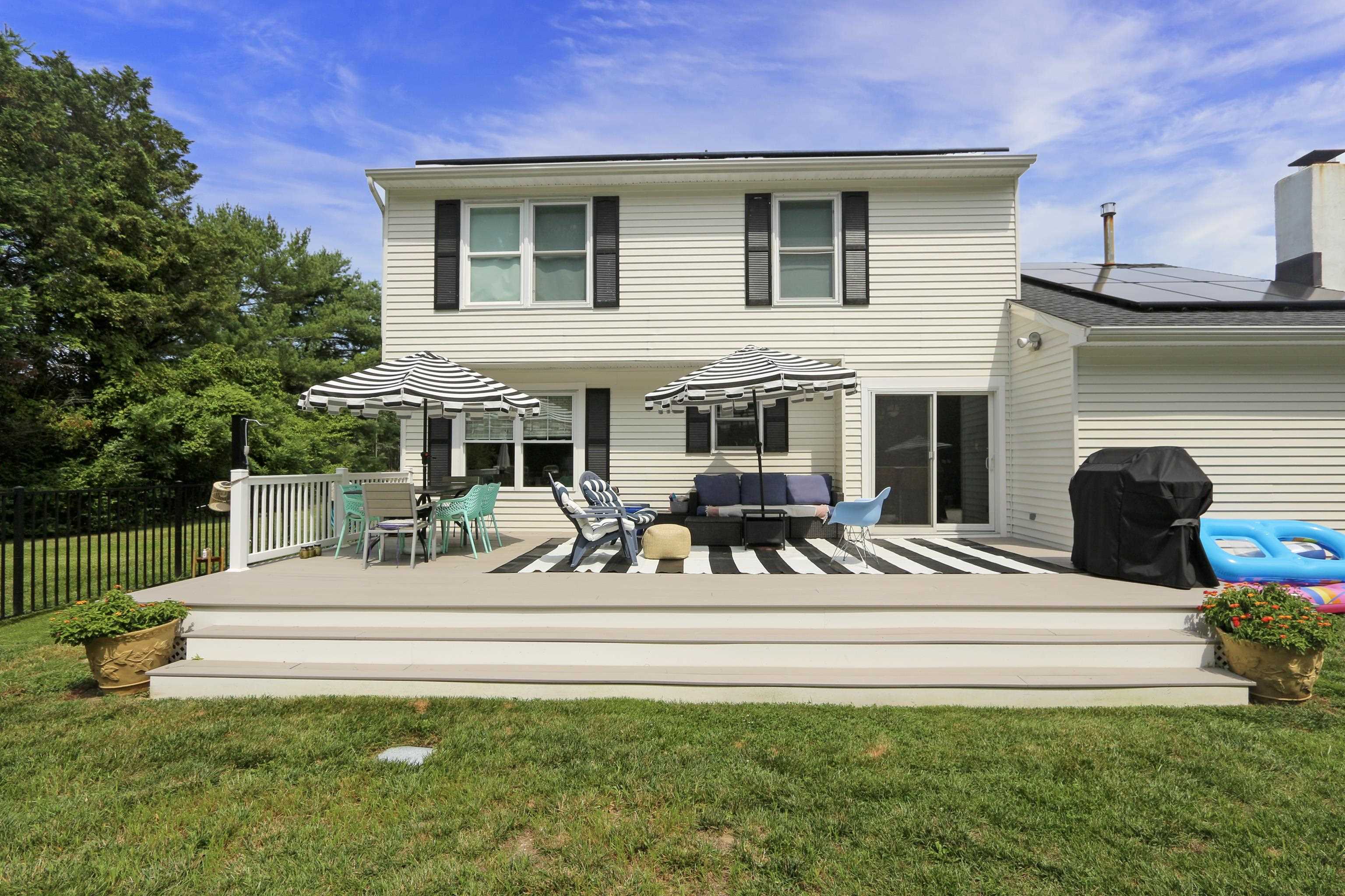 8 Canterbury Lane