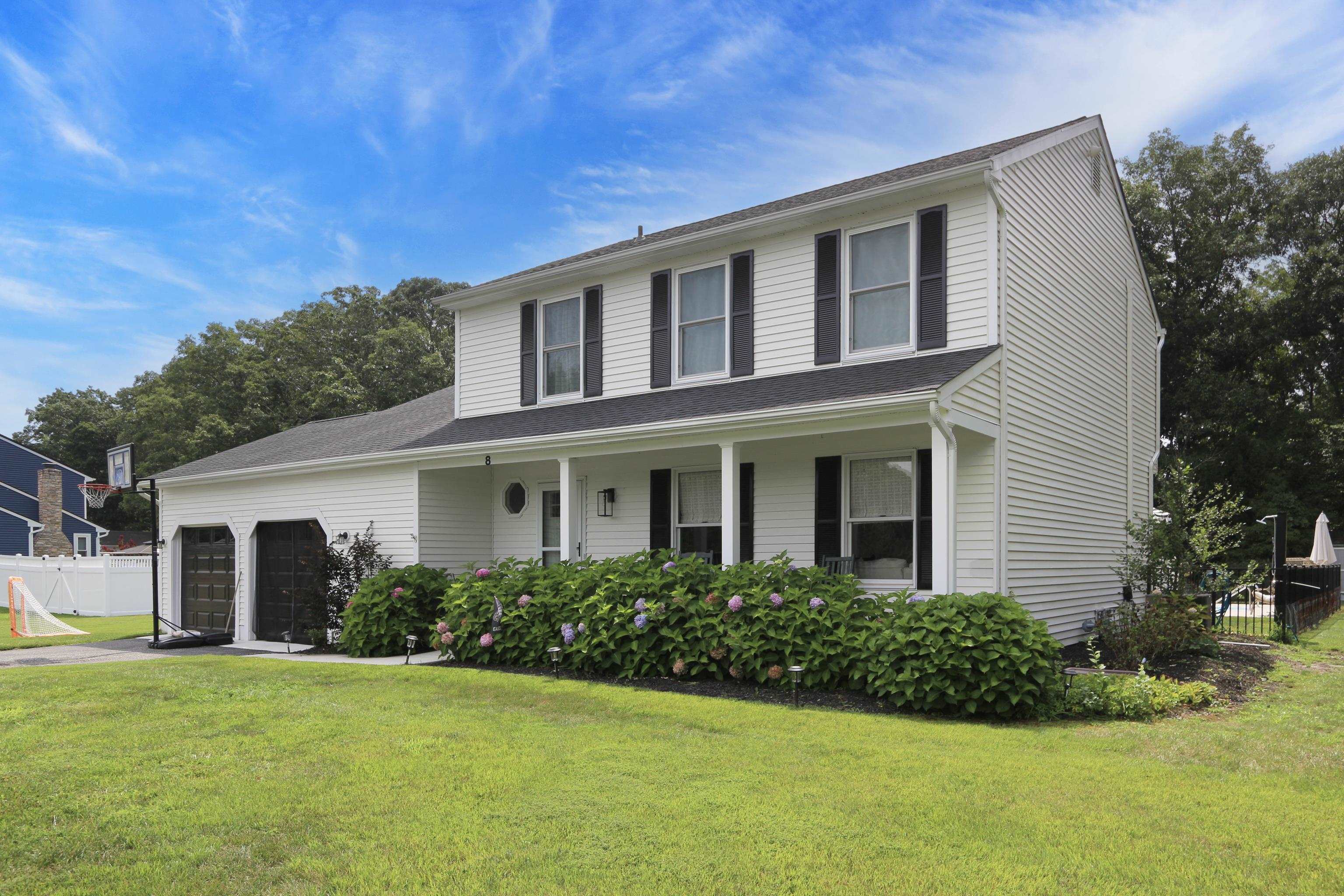 8 Canterbury Lane