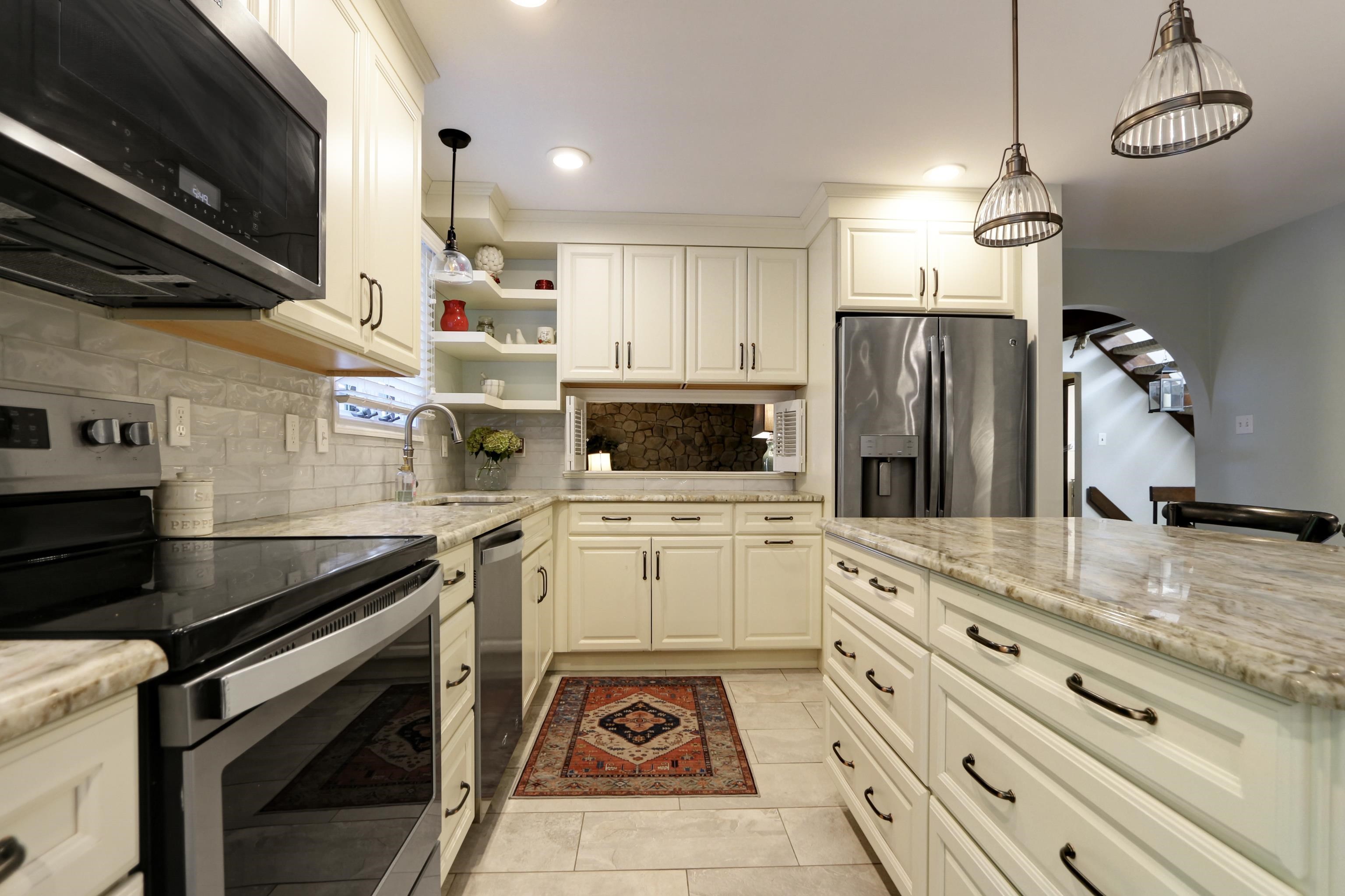 332 N Quail Drive