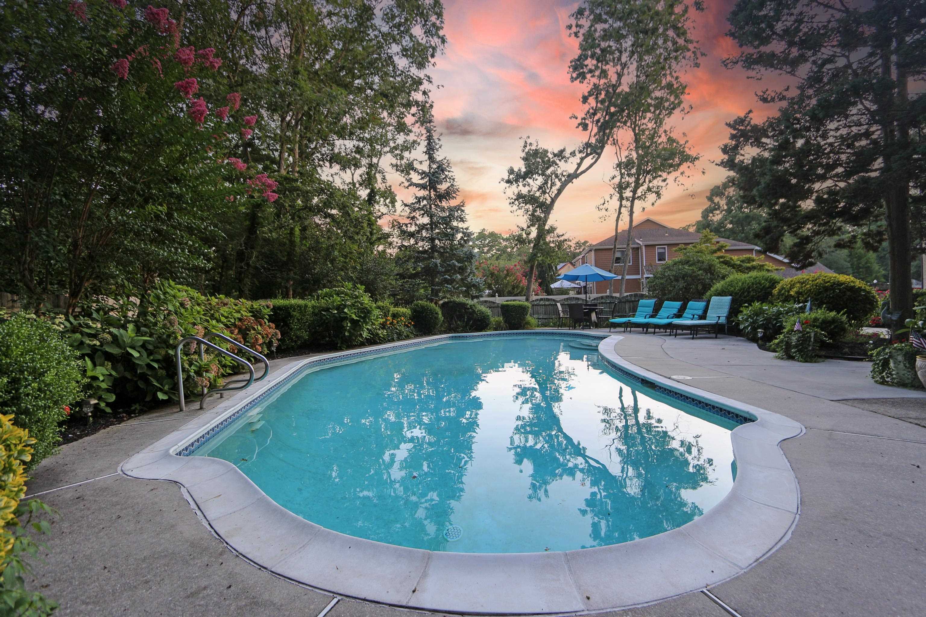 332 N Quail Drive