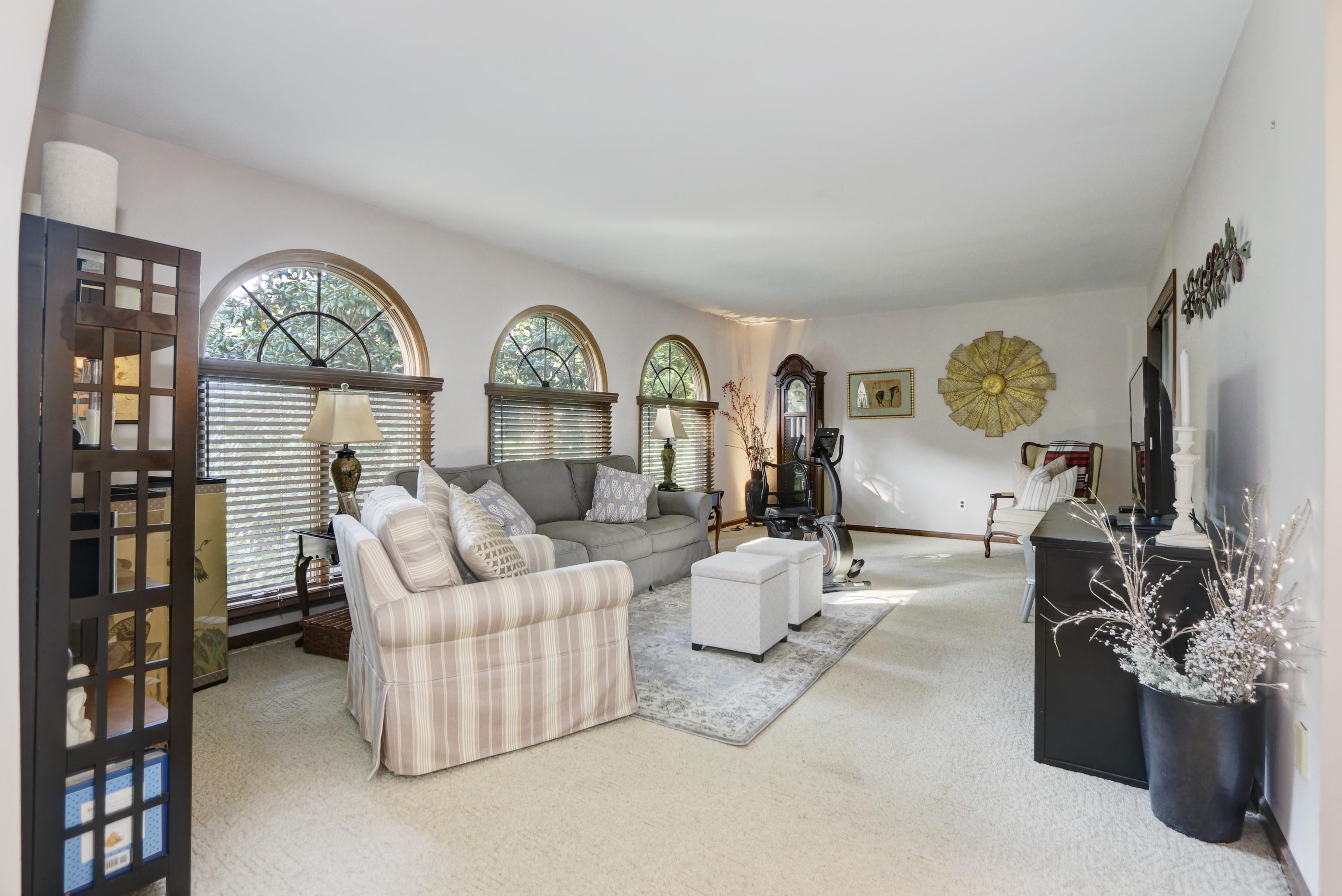 332 N Quail Drive