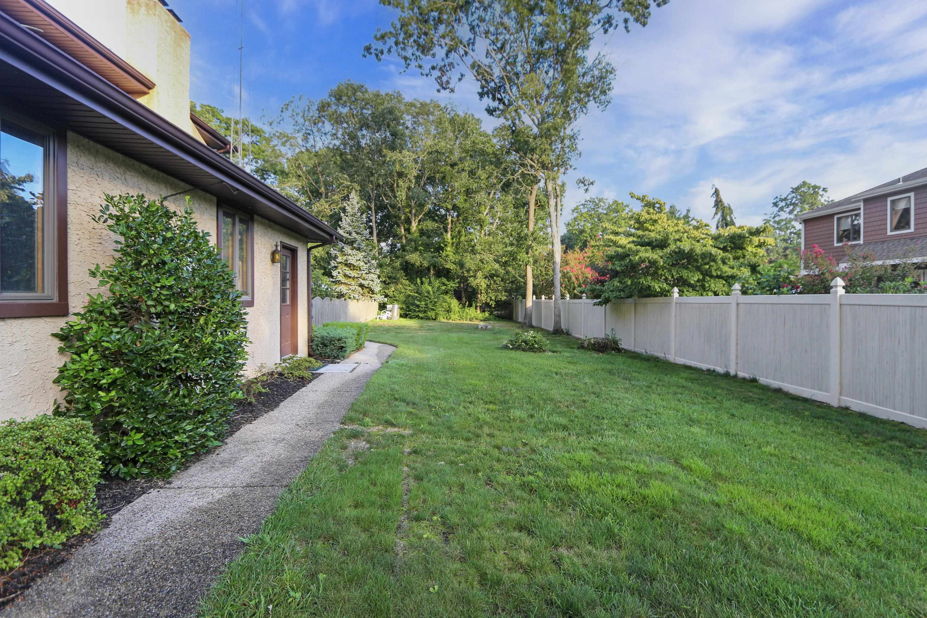 332 N Quail Drive