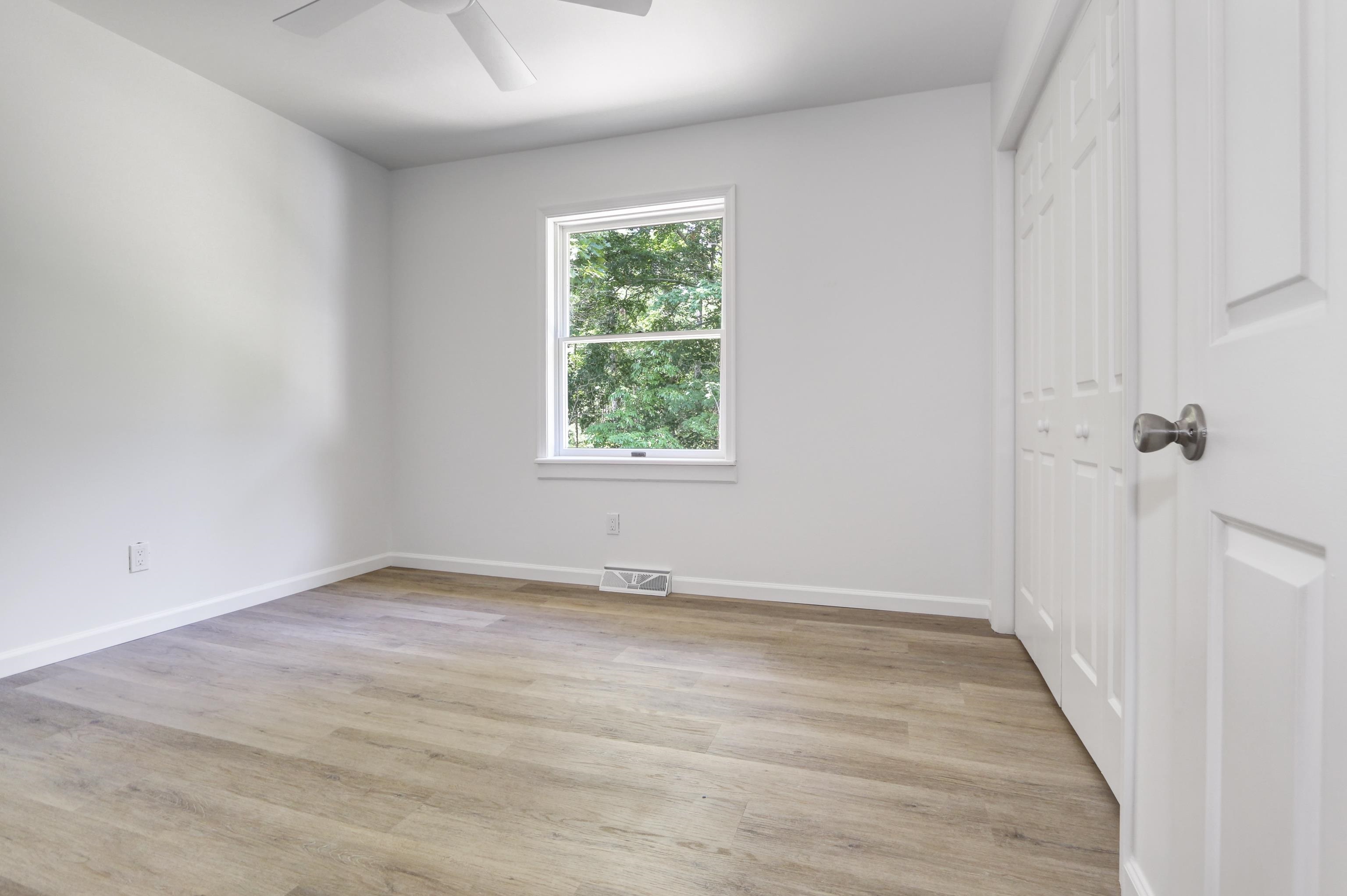 250 S Ravenwood Drive