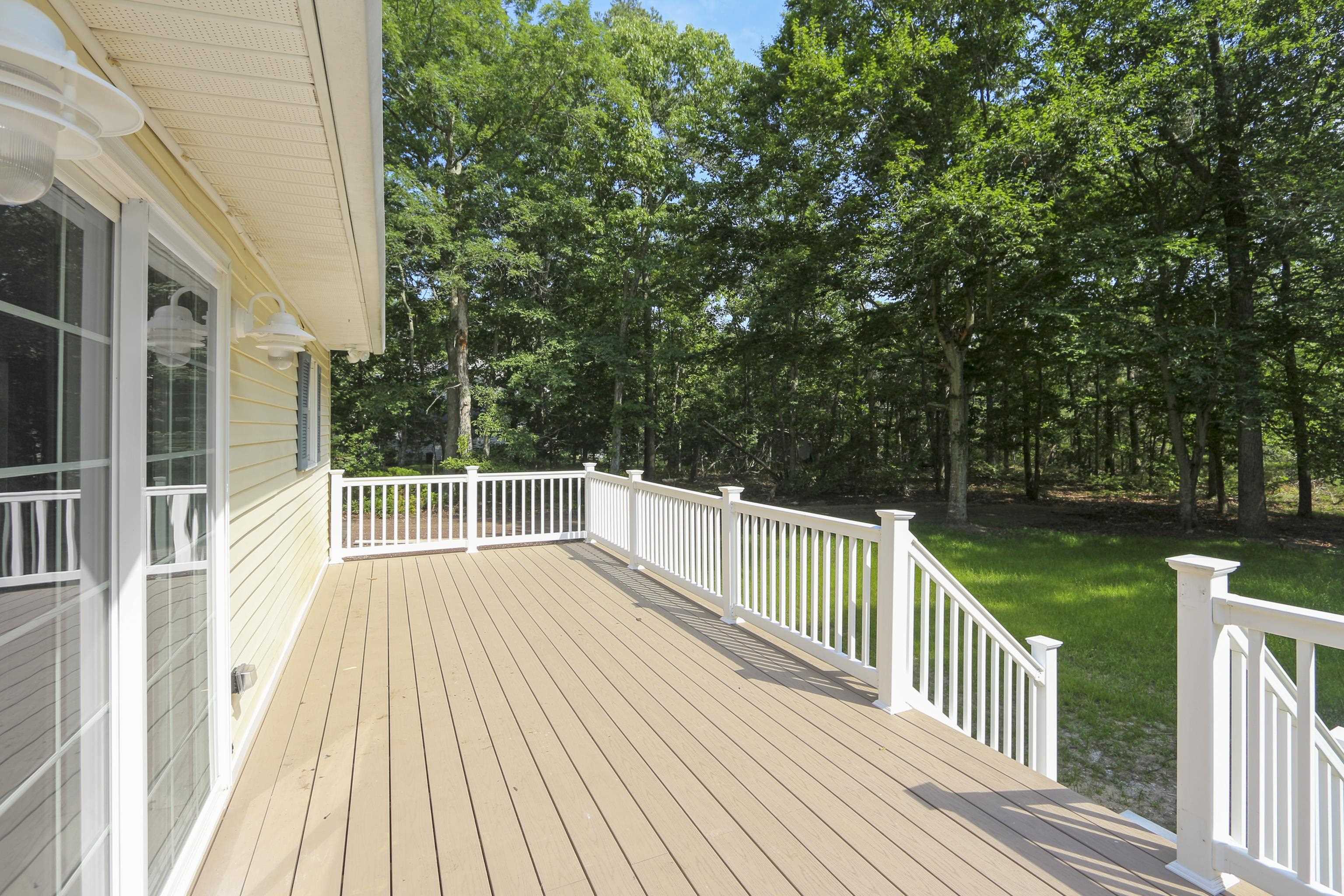 250 S Ravenwood Drive