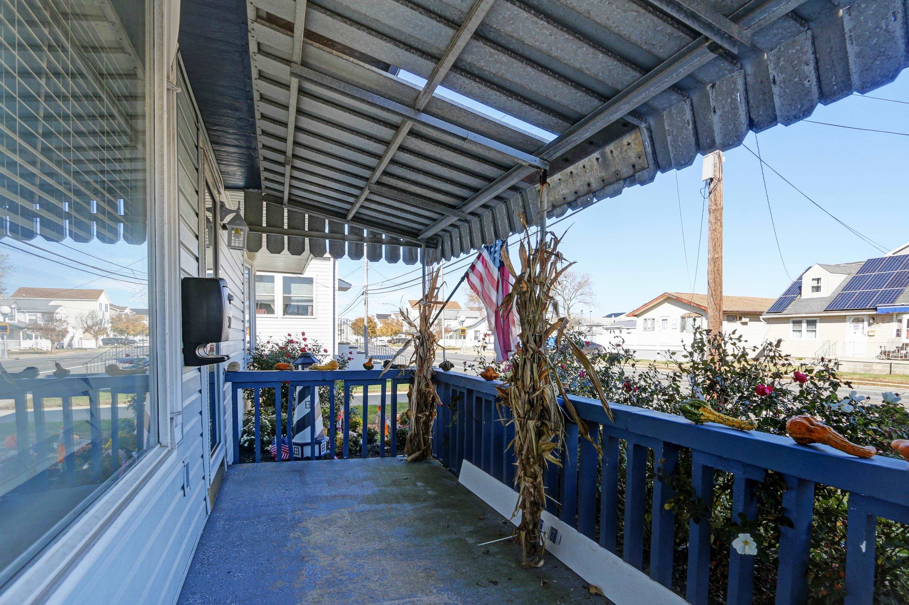 512 W Glenwood Avenue