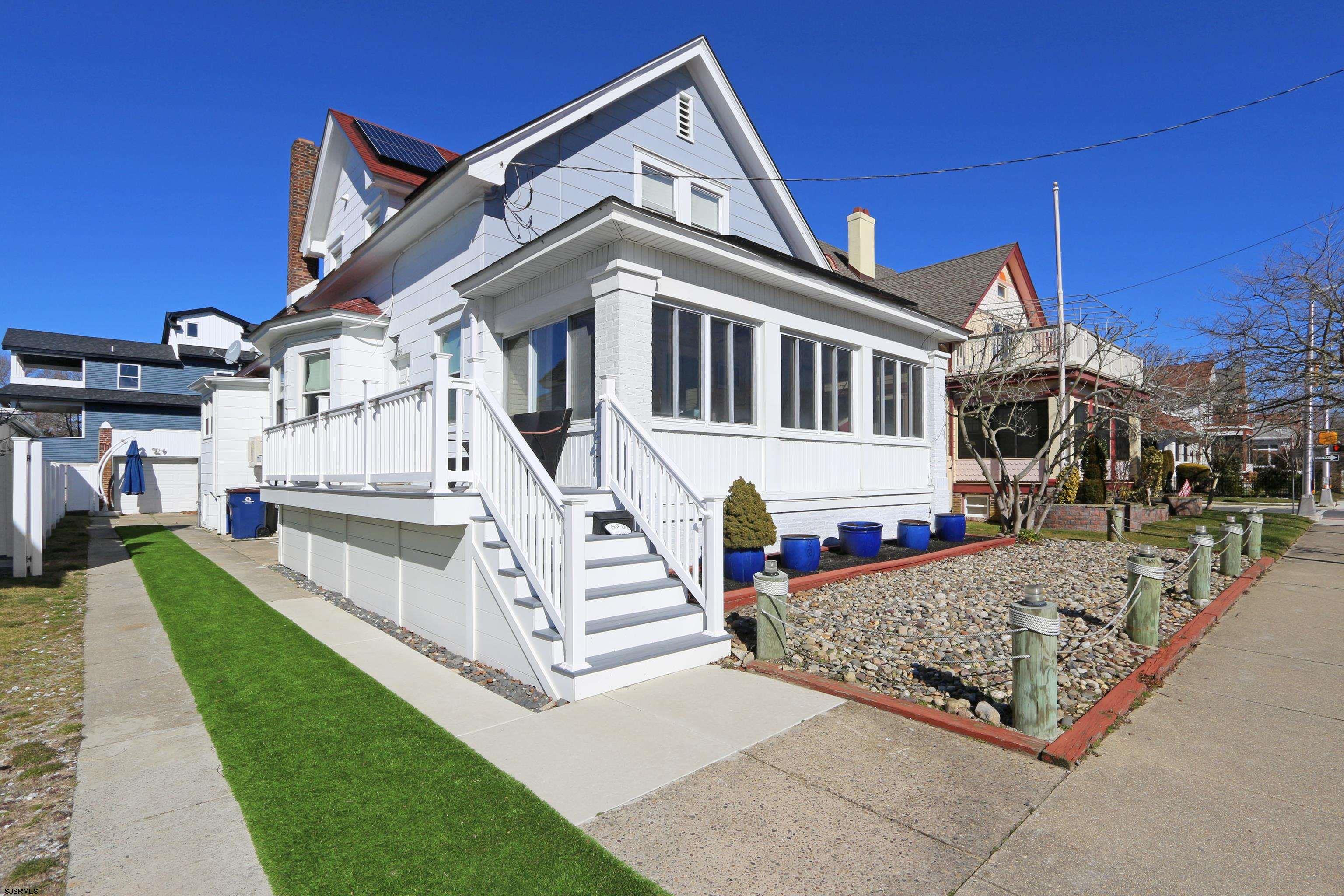6203 Ave
