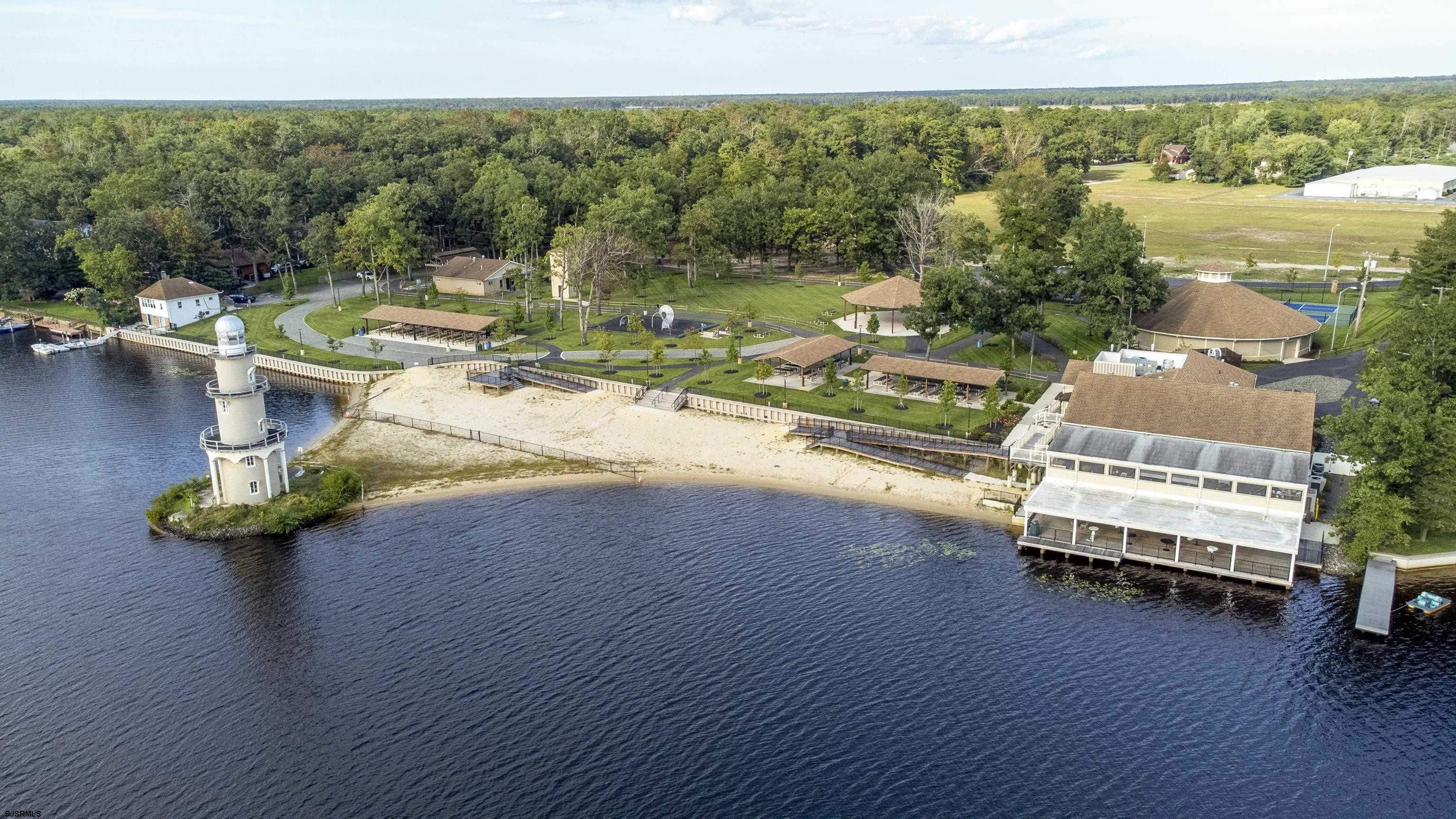 6558 Lake Dr