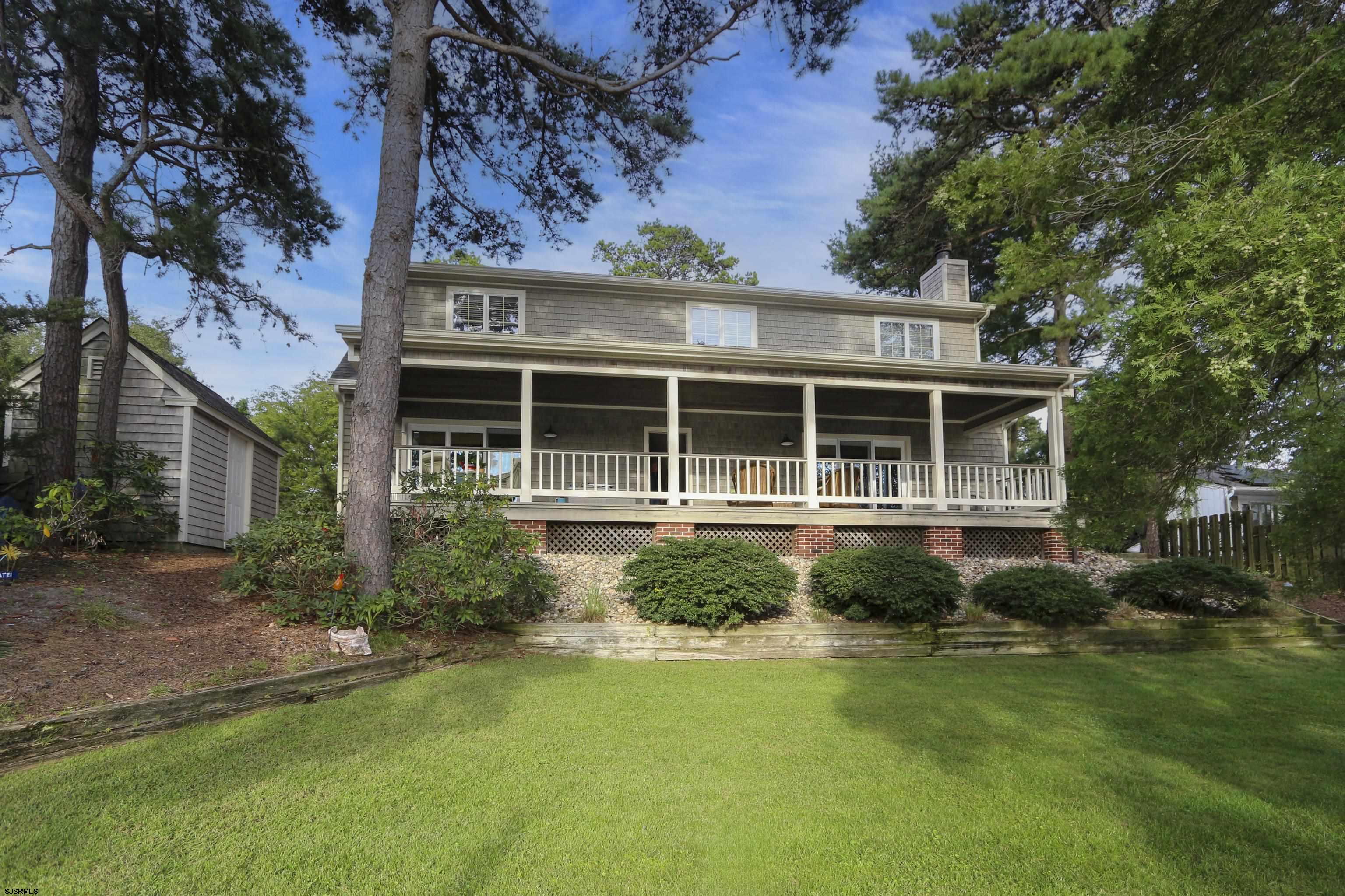 6558 Lake Dr