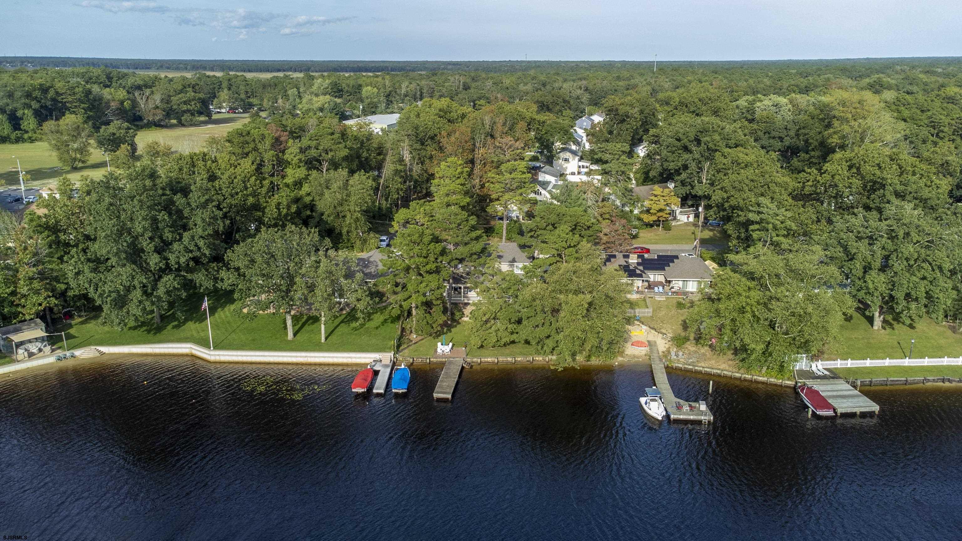 6558 Lake Dr
