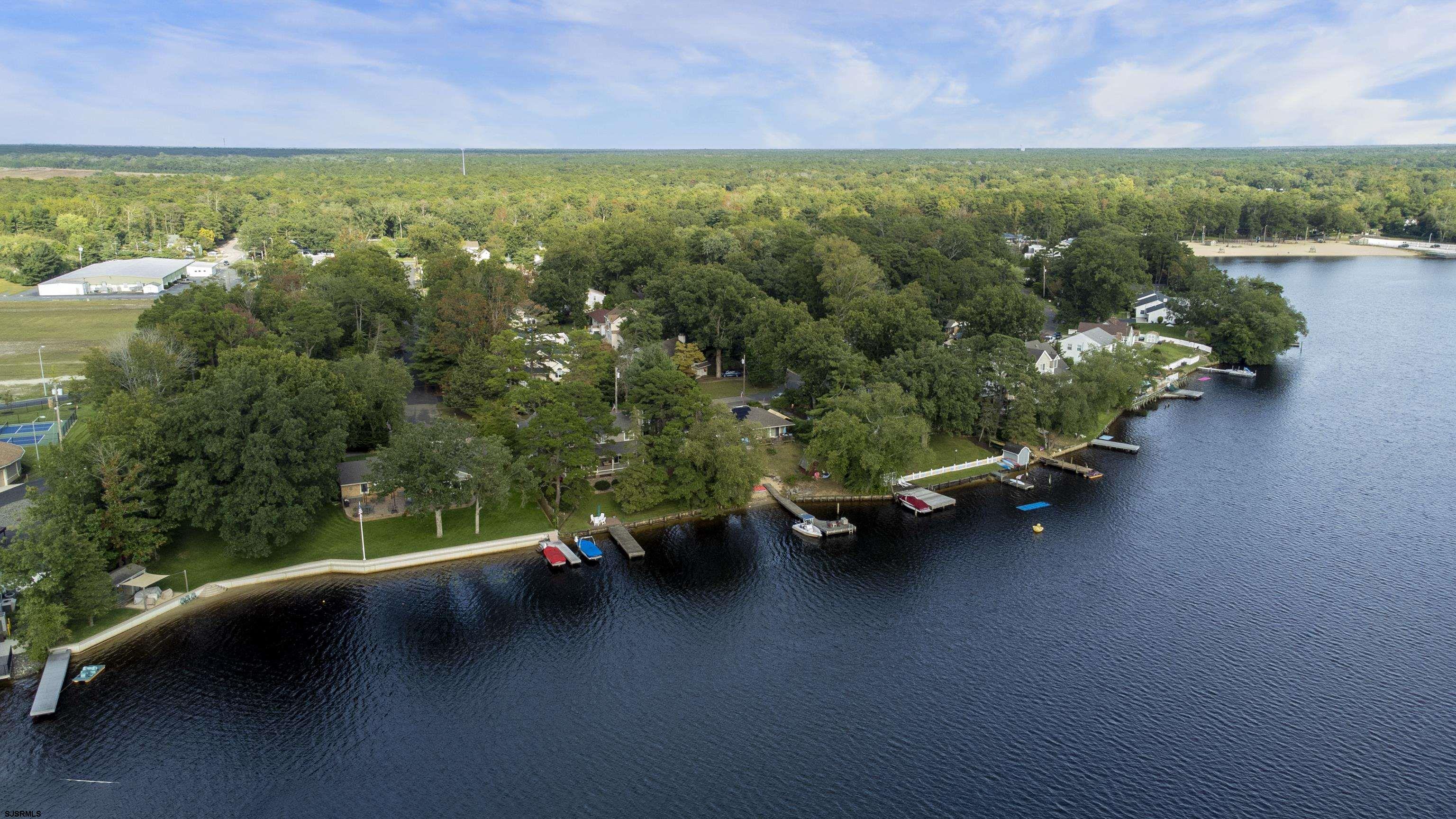 6558 Lake Dr
