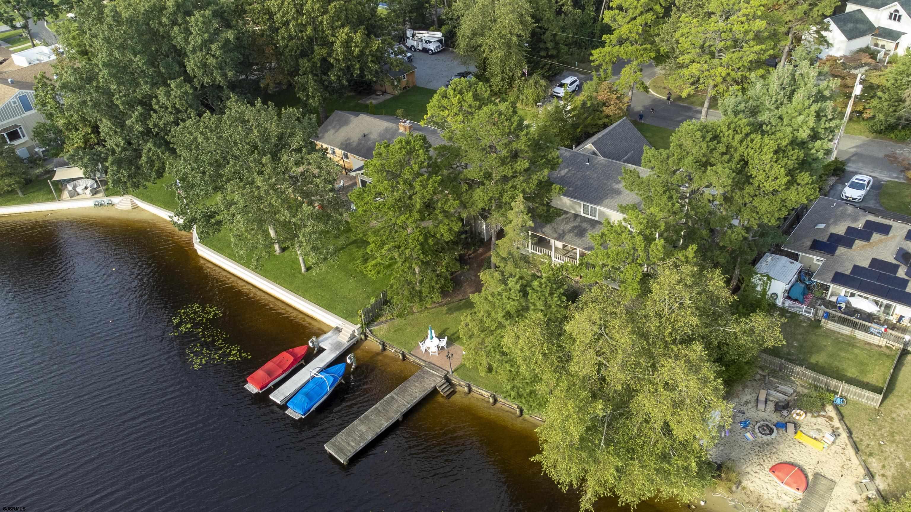 6558 Lake Dr