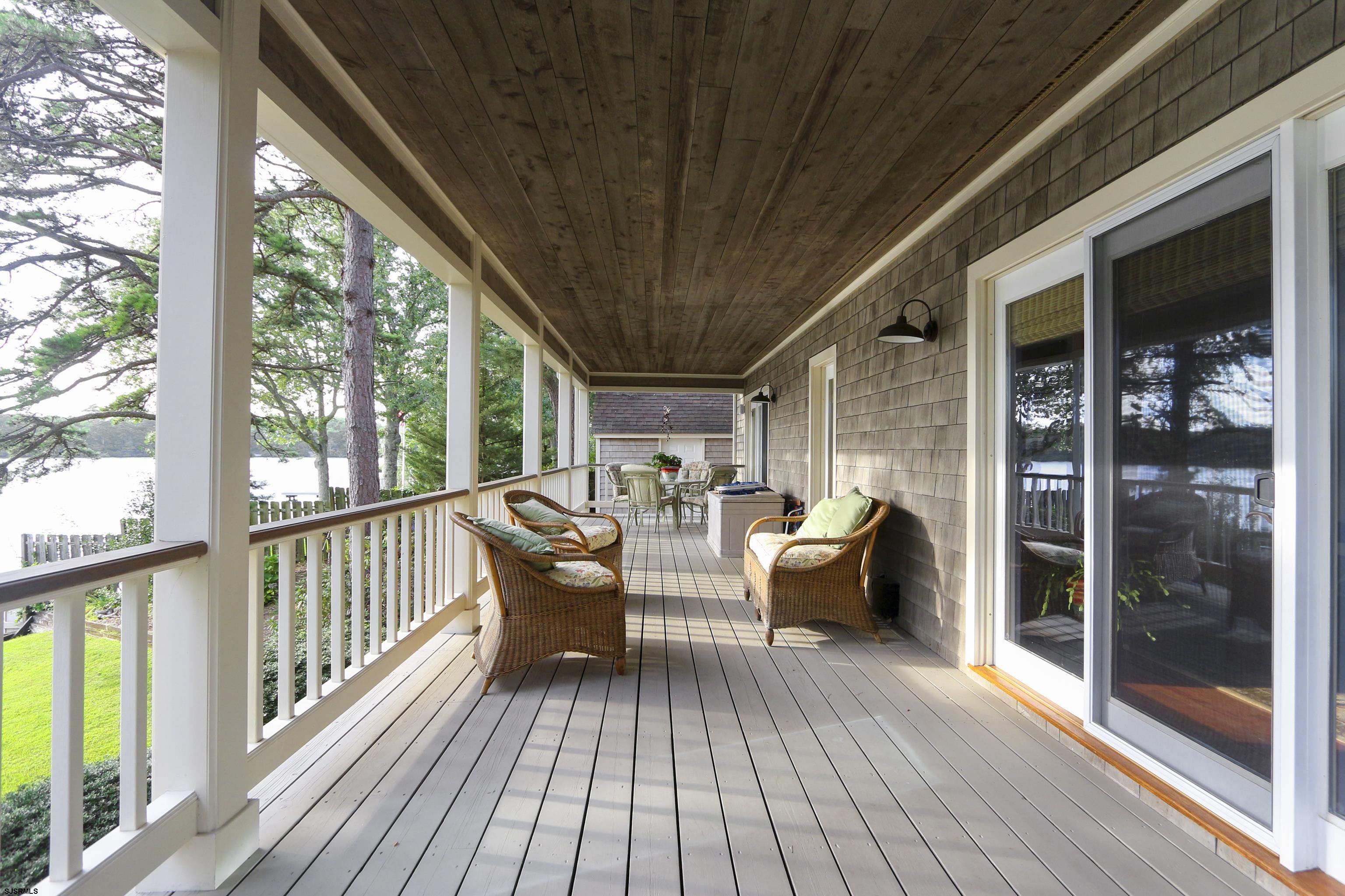 6558 Lake Dr